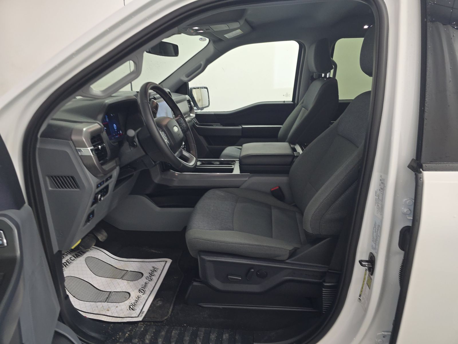 2024 Ford F-150 XLT AWD