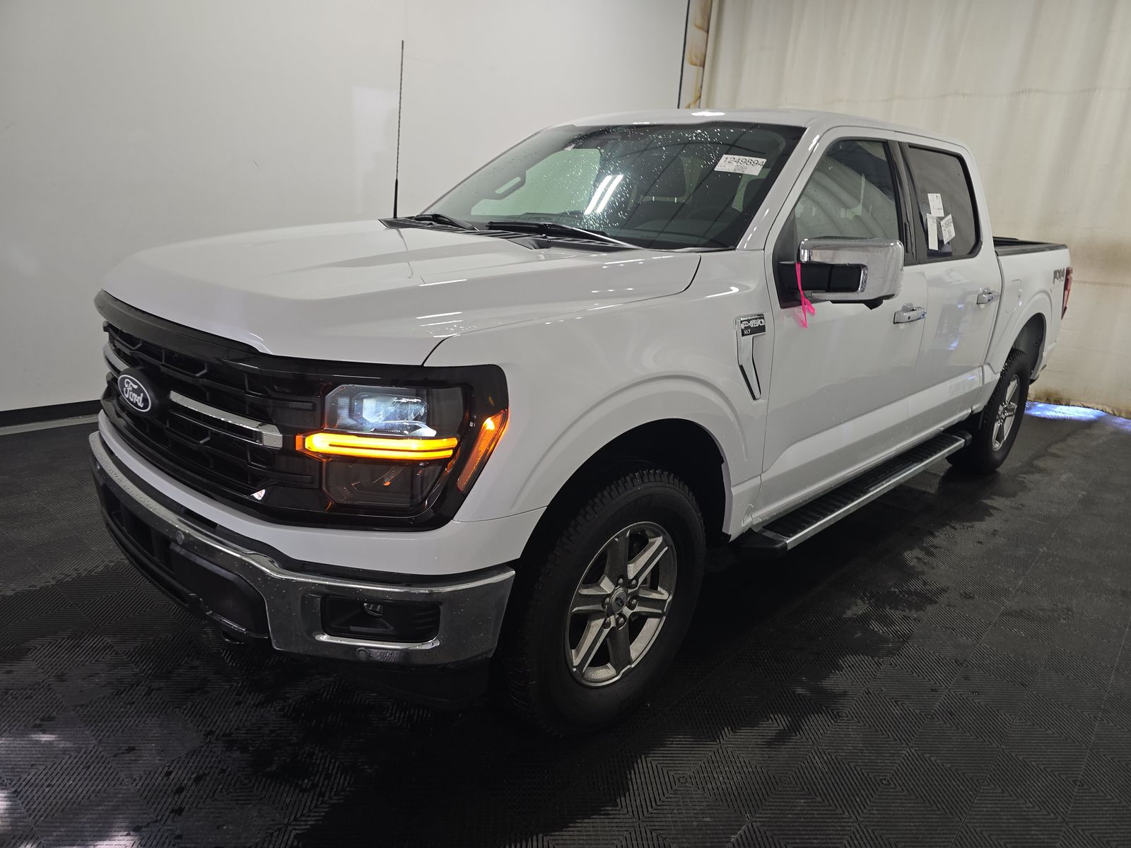 2024 Ford F-150 XLT AWD