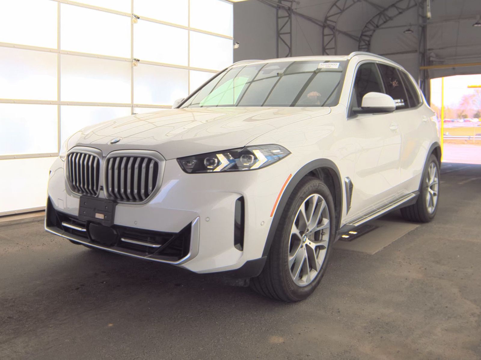 2025 BMW X5 xDrive40i AWD