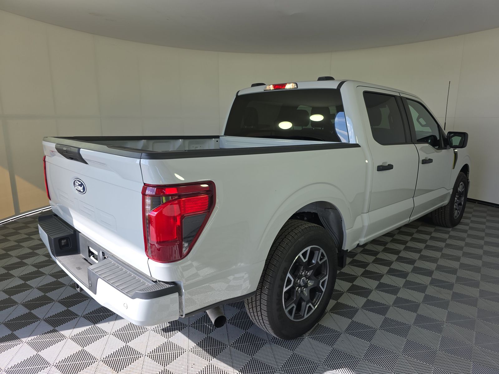 2024 Ford F-150 STX RWD