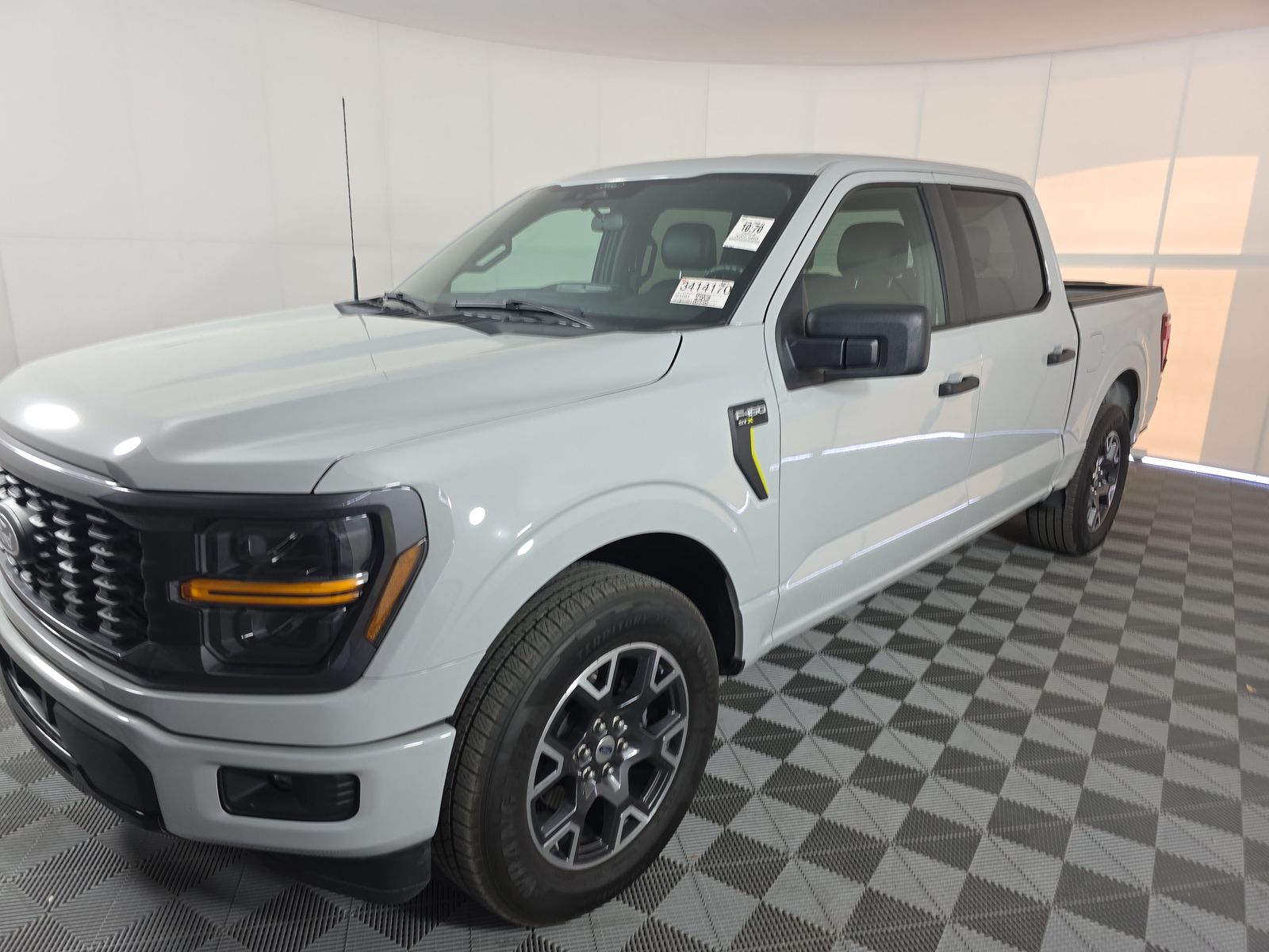 2024 Ford F-150 STX RWD