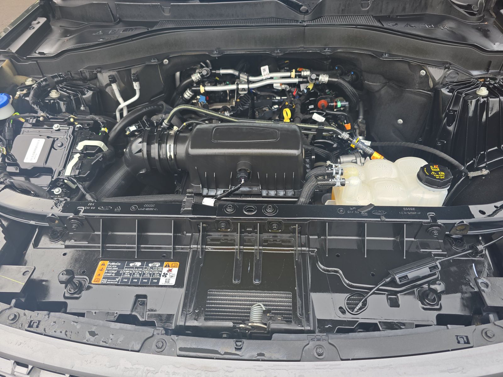 2023 Ford Explorer XLT AWD