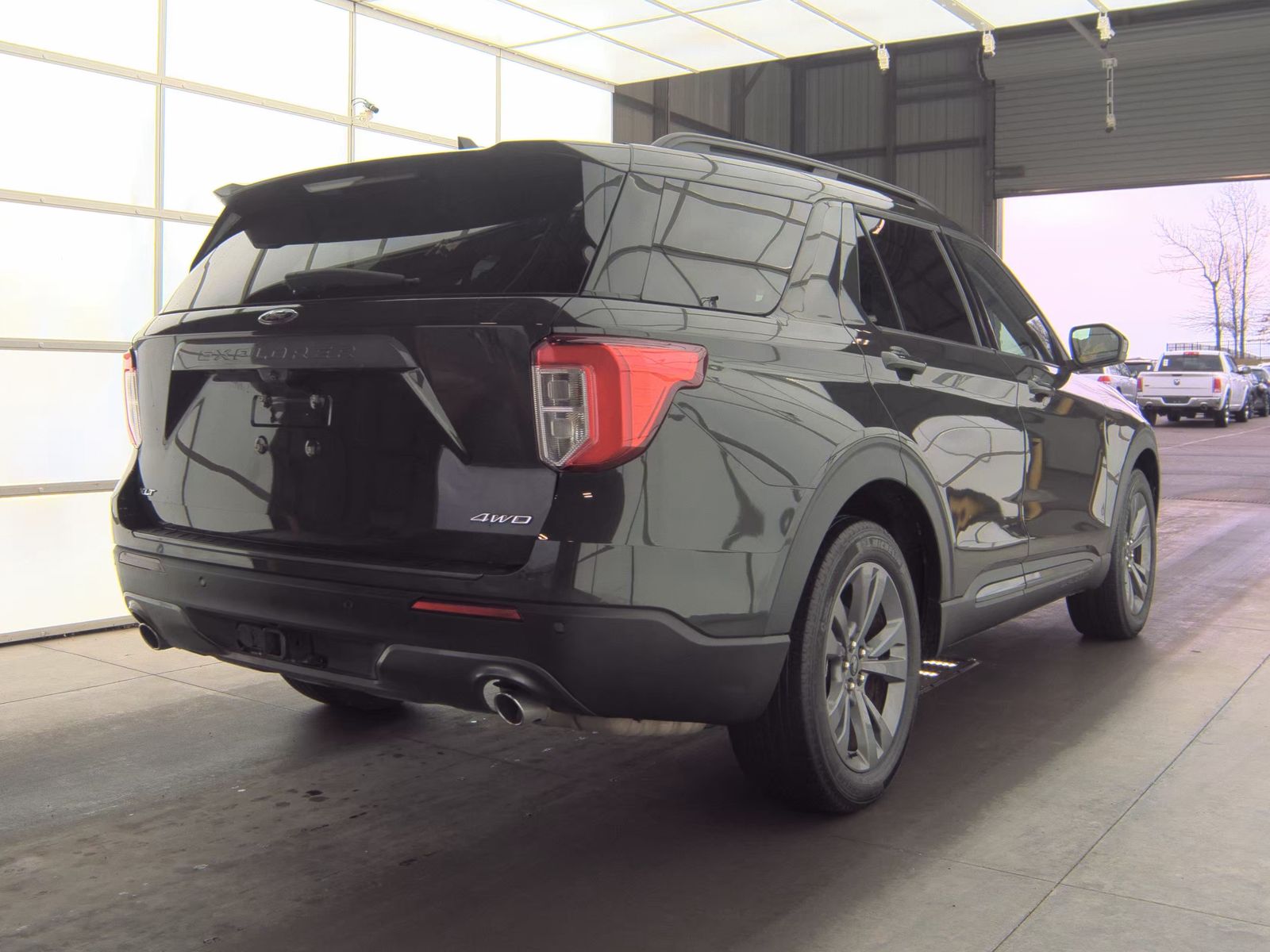 2023 Ford Explorer XLT AWD