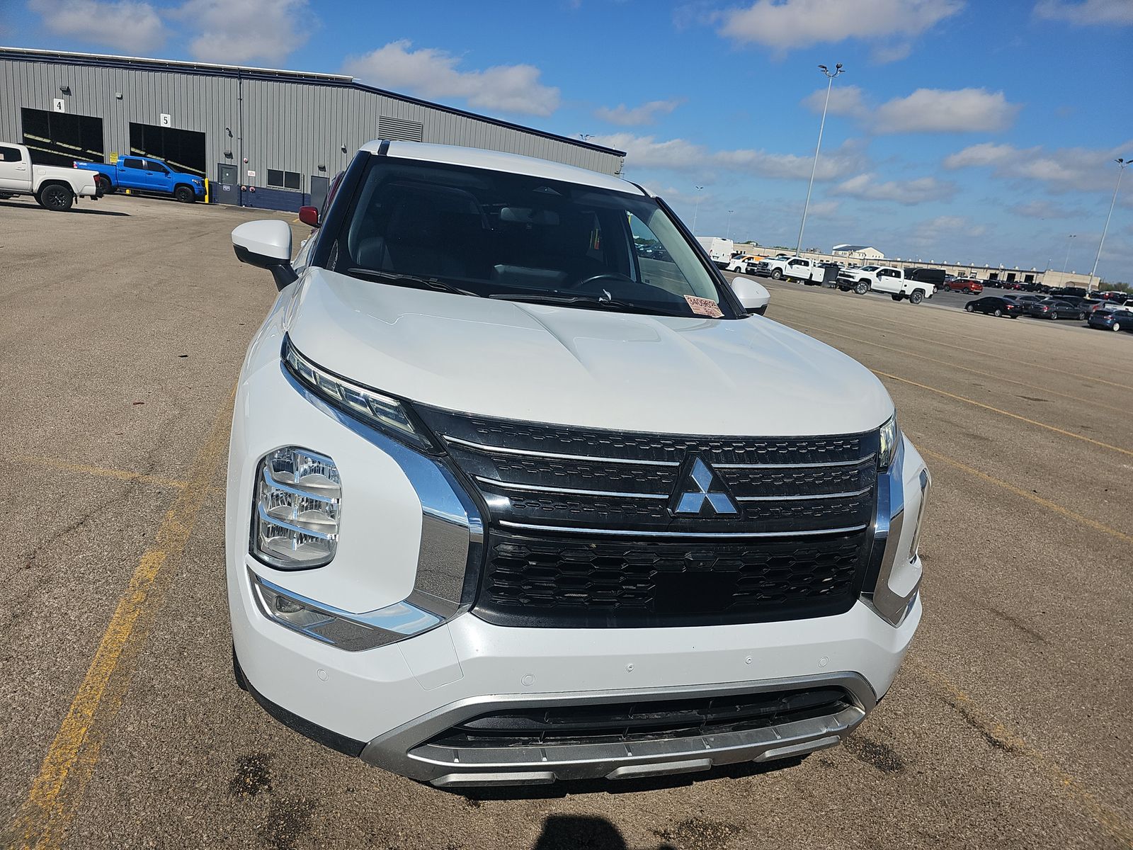 2022 Mitsubishi Outlander SE FWD