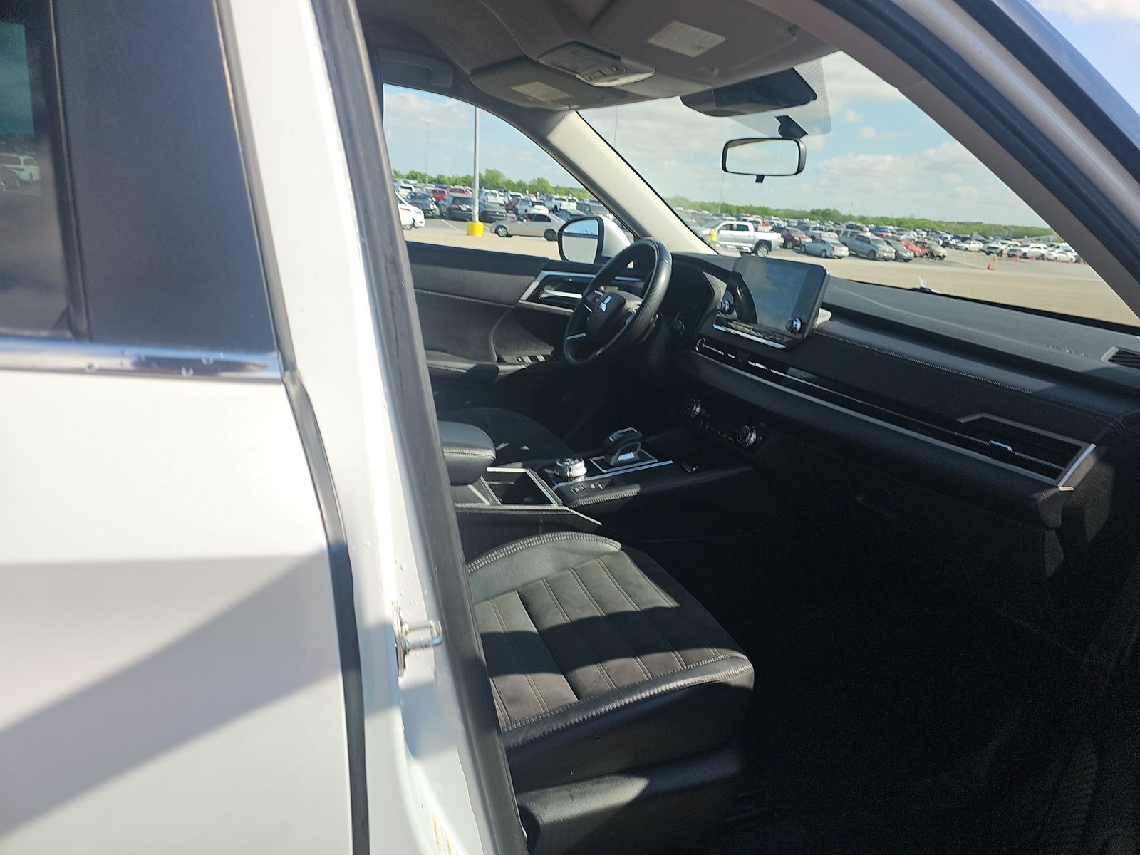 2022 Mitsubishi Outlander SE FWD