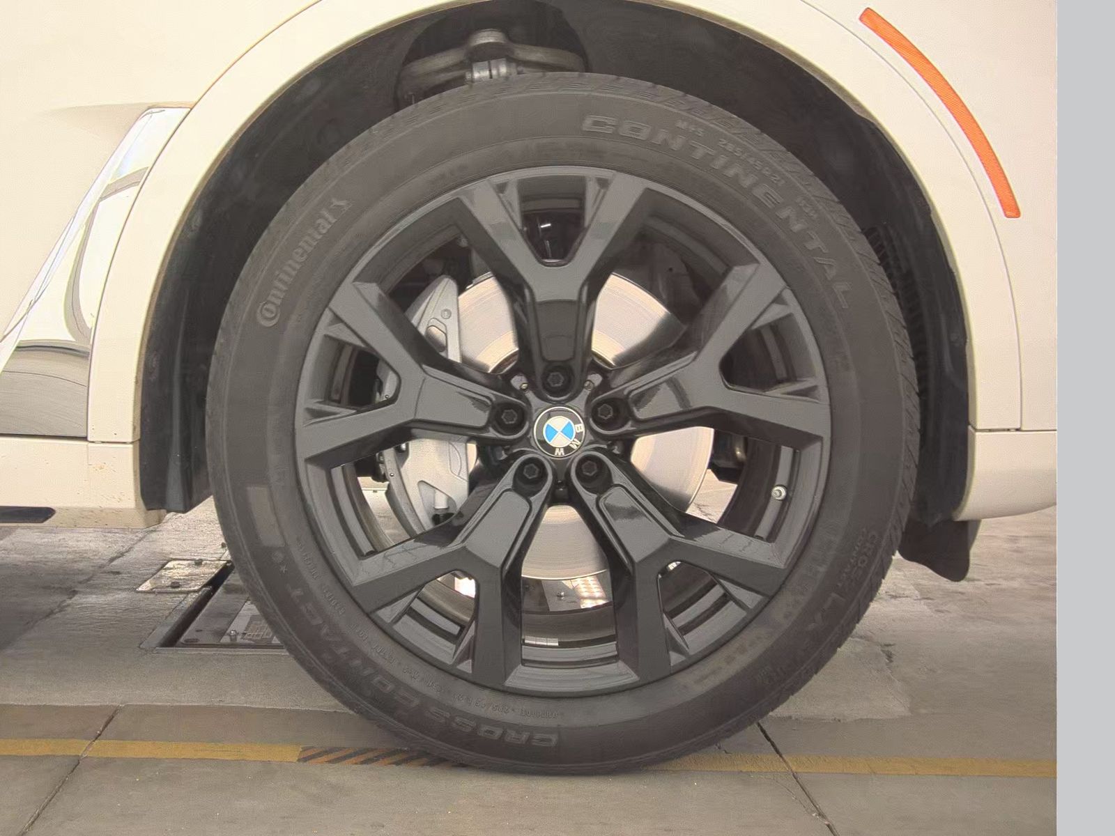 2022 BMW X7 xDrive40i AWD