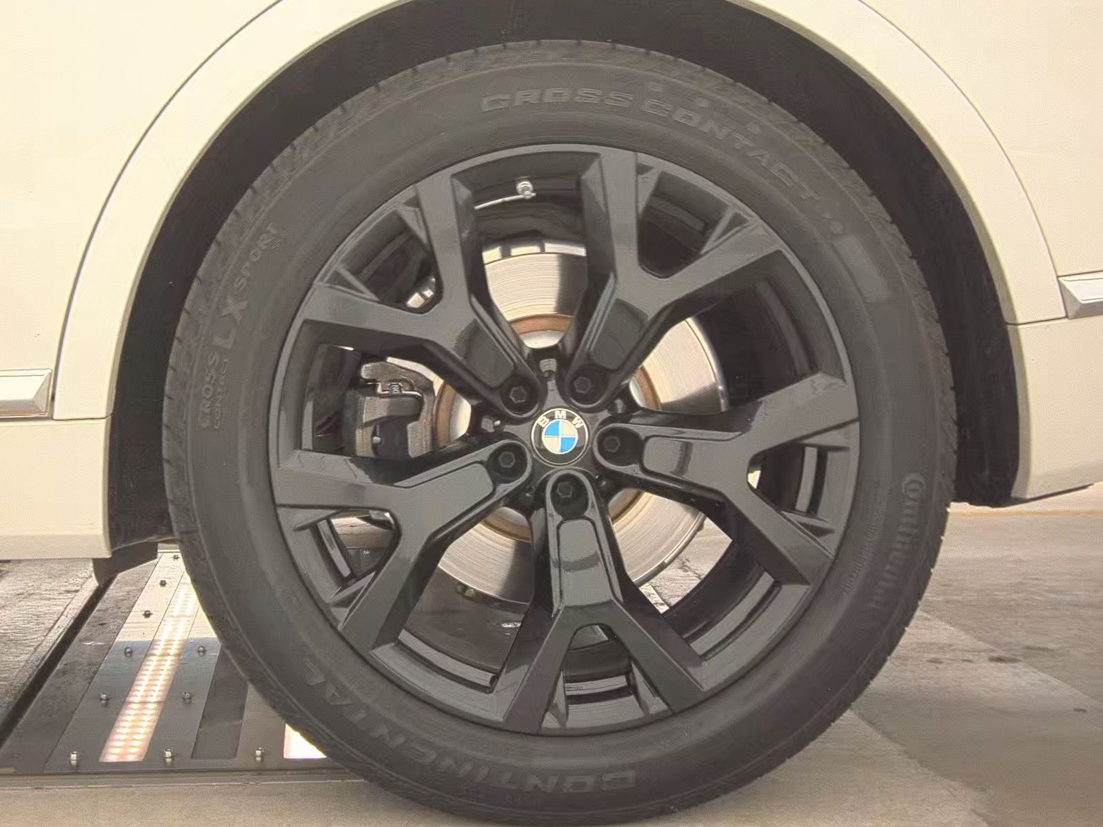 2022 BMW X7 xDrive40i AWD