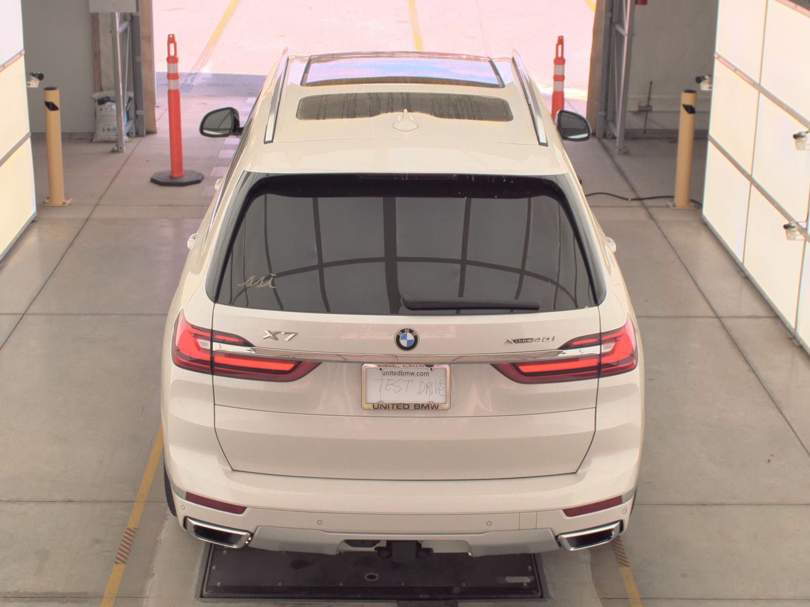 2022 BMW X7 xDrive40i AWD