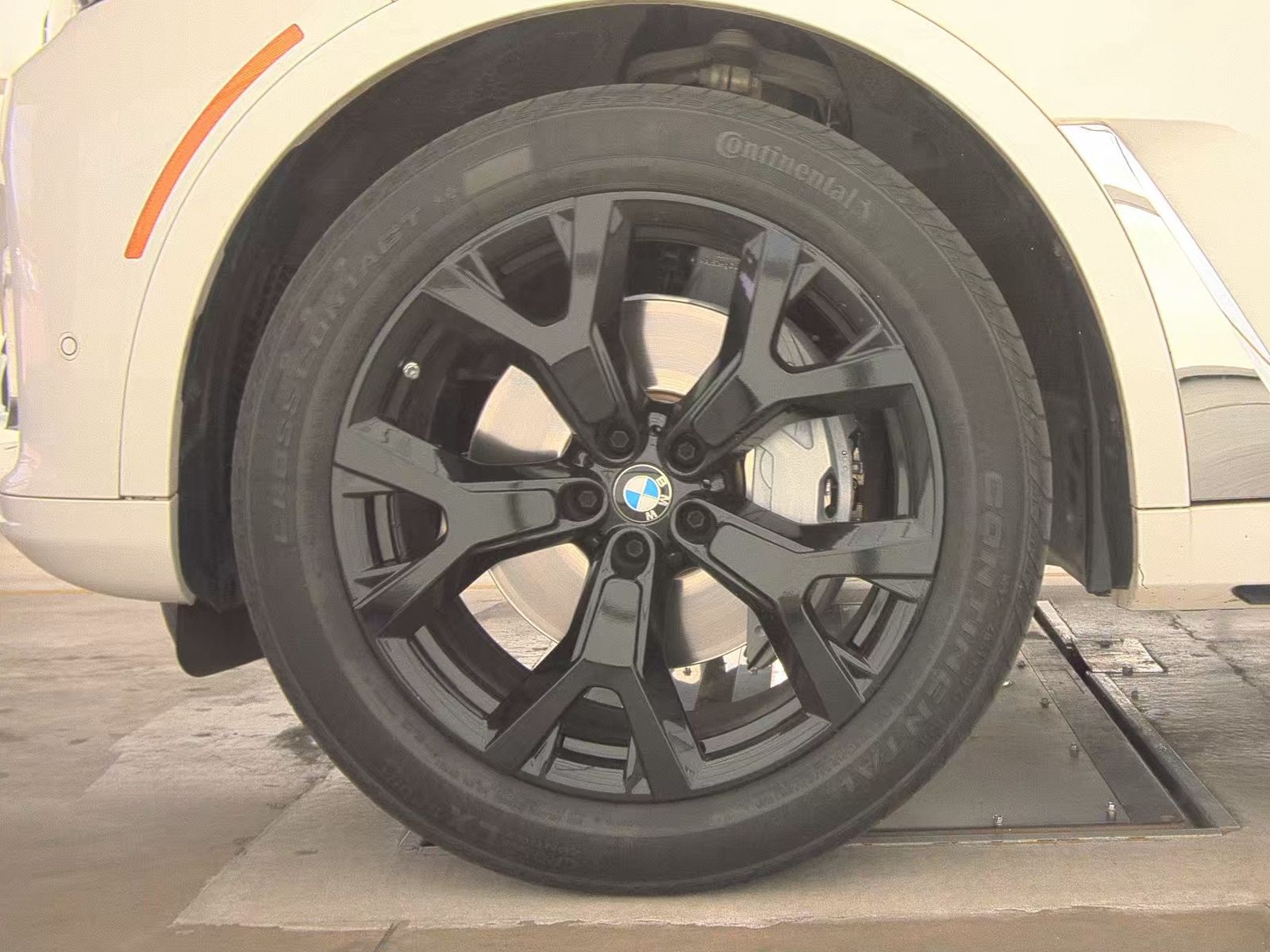 2022 BMW X7 xDrive40i AWD