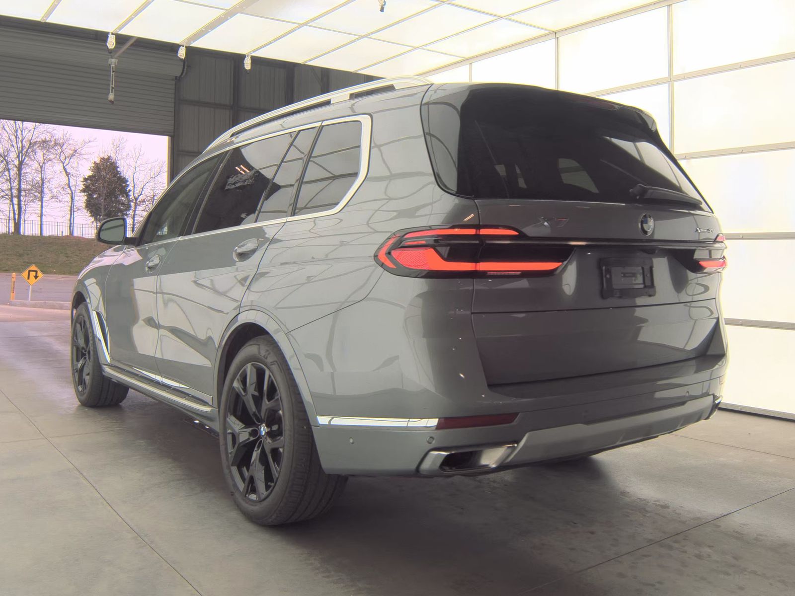 2026 BMW X7 xDrive40i AWD