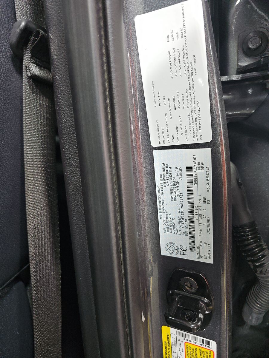 2023 Ford F-150 Lariat AWD