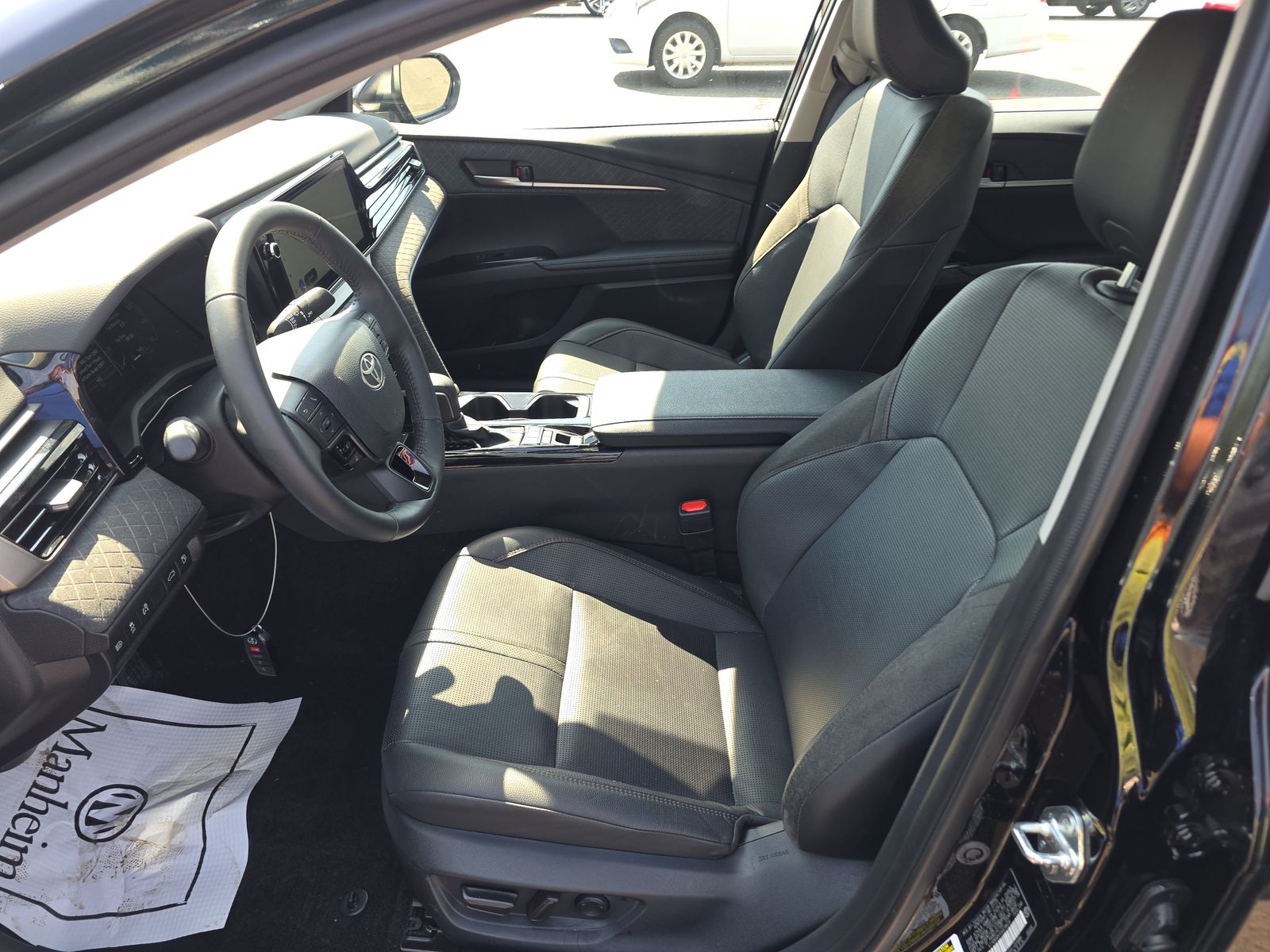 2025 Toyota Camry XLE AWD