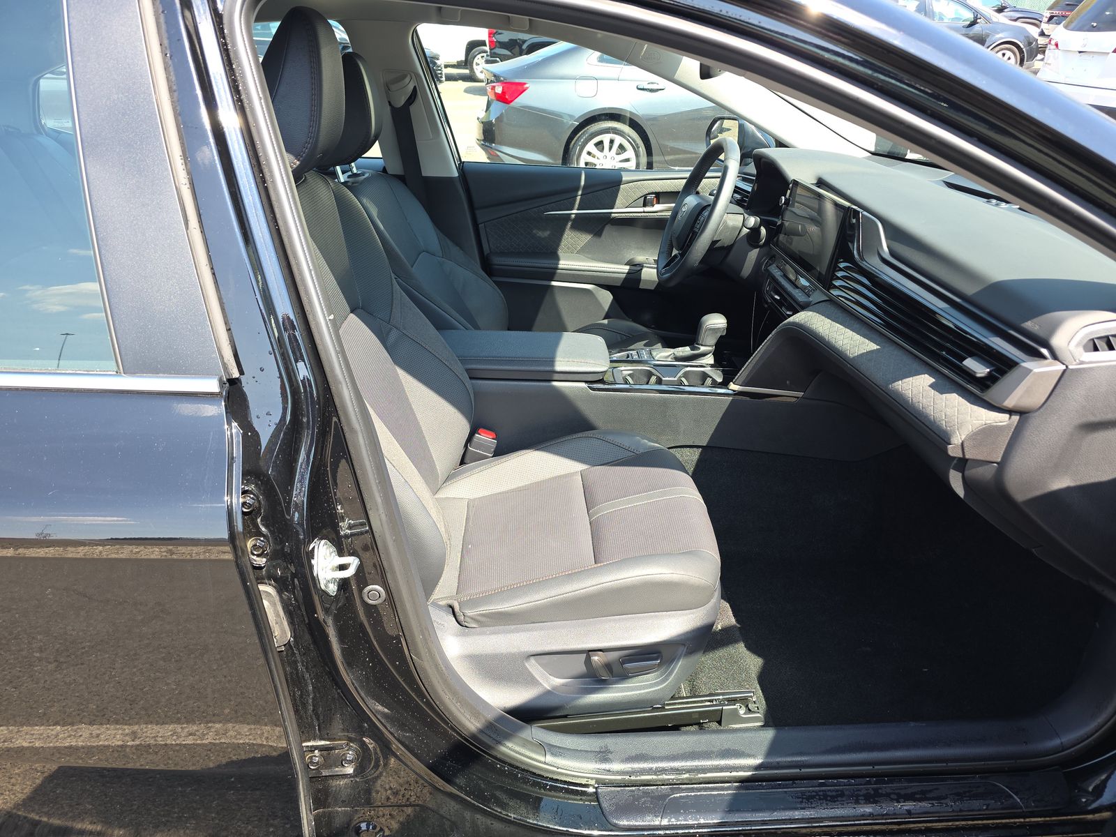 2025 Toyota Camry XLE AWD