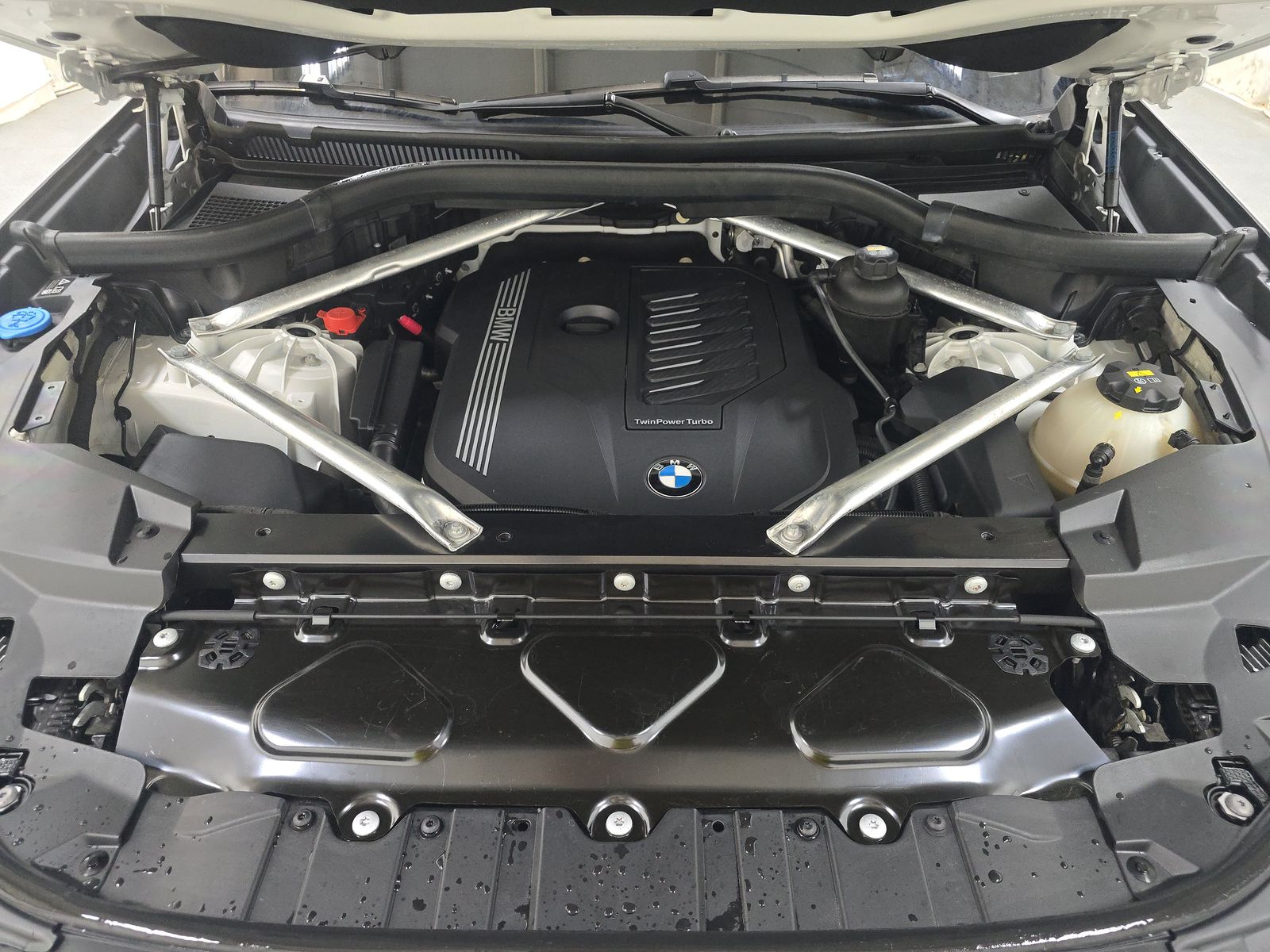 2020 BMW X5 xDrive40i AWD