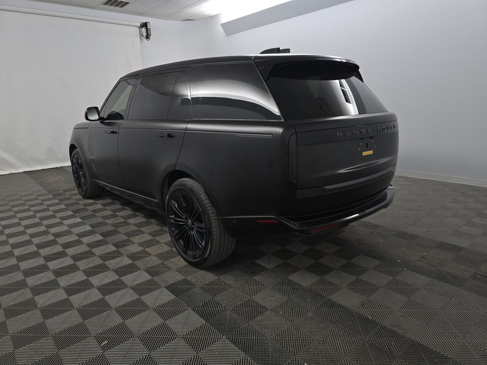 2025 Land Rover Range Rover Autobiography LWB AWD