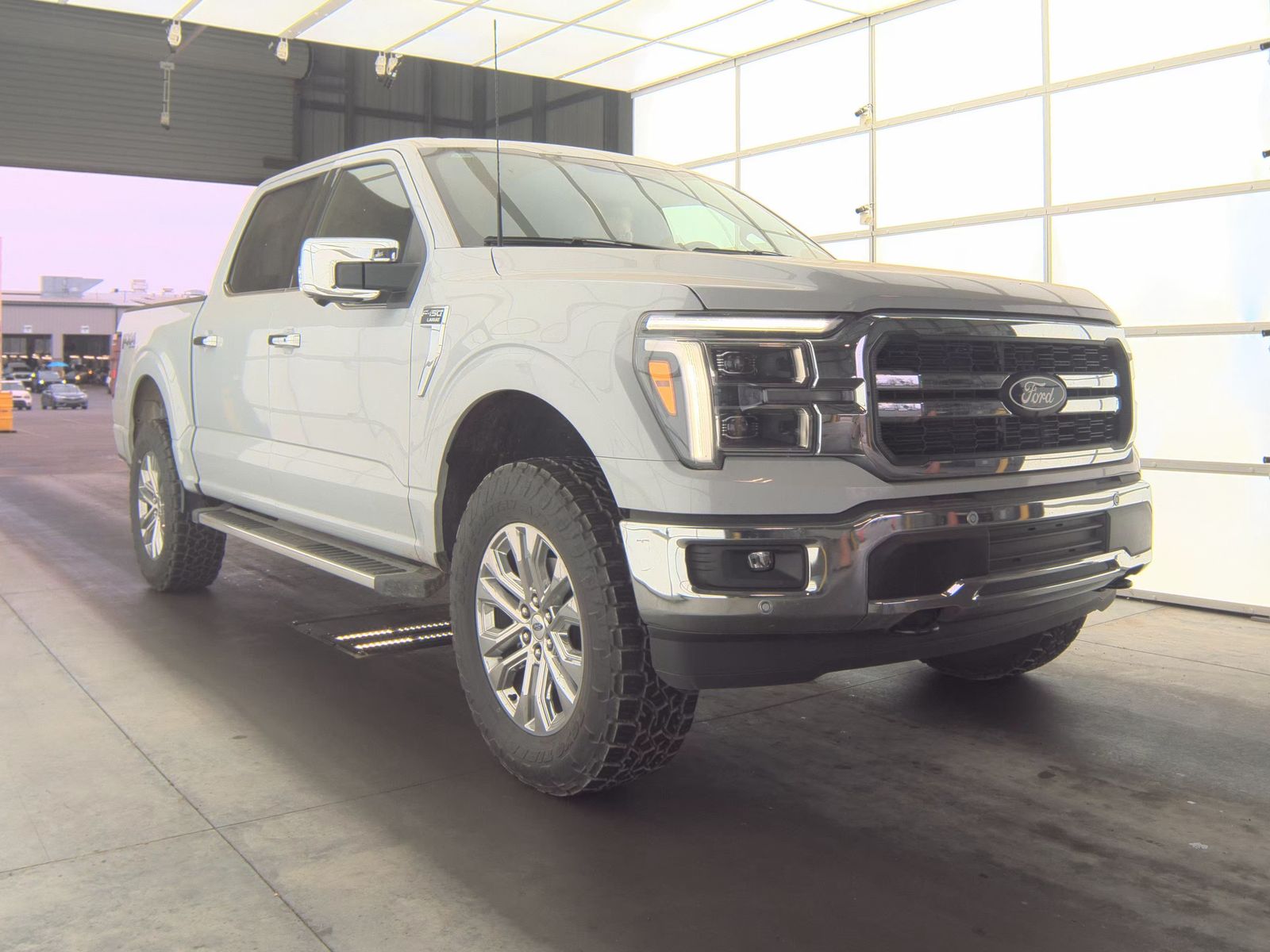2025 Ford F-150 Lariat AWD