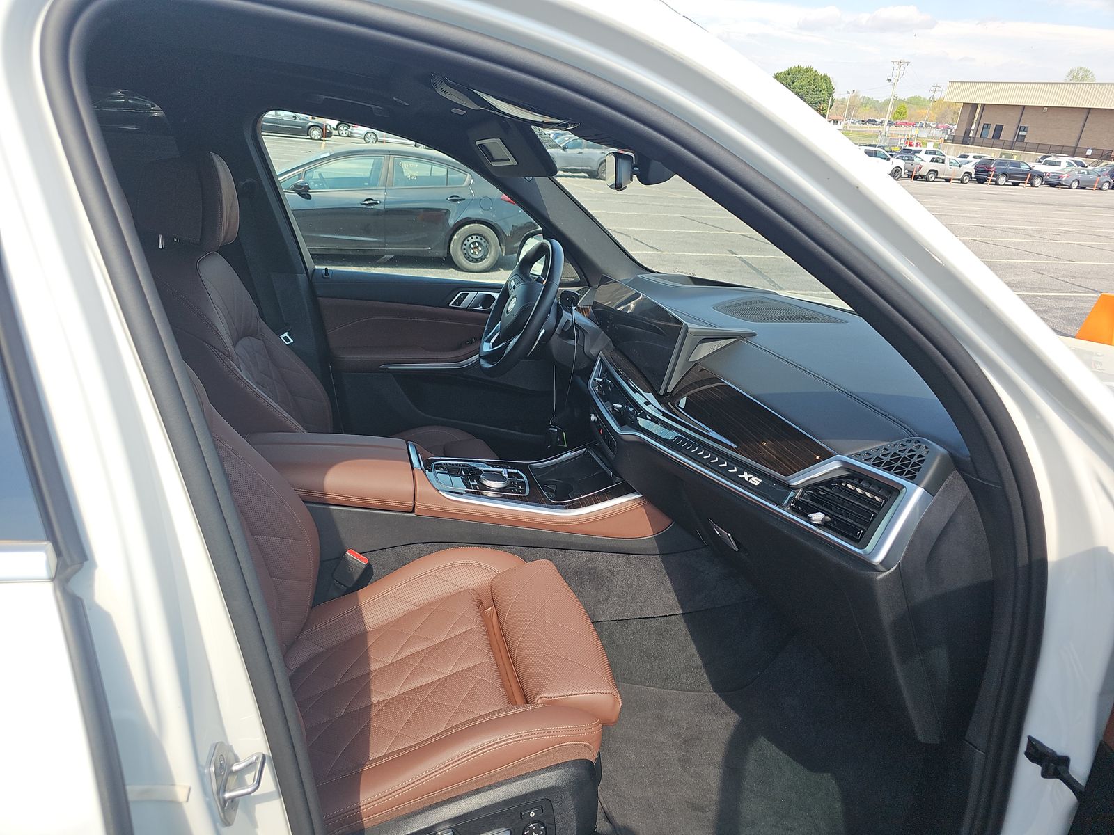 2025 BMW X5 xDrive40i AWD