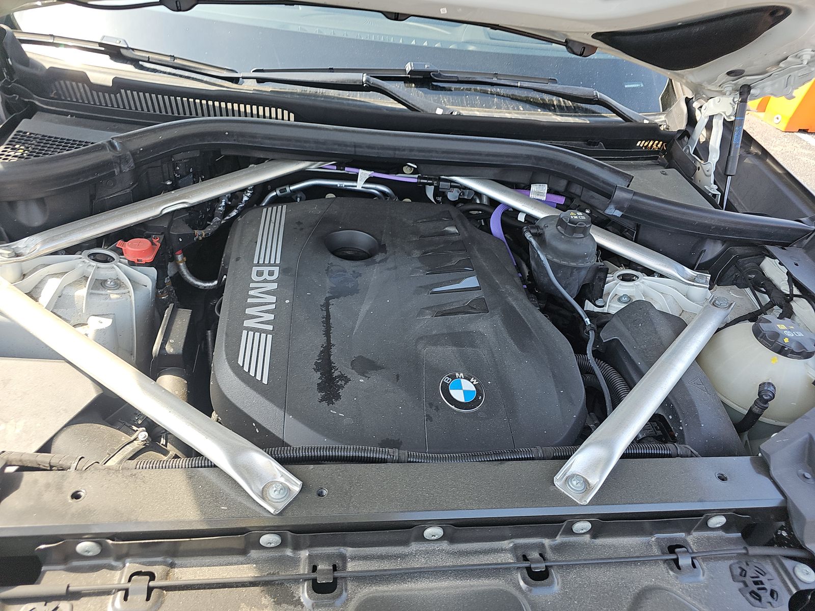 2025 BMW X5 xDrive40i AWD