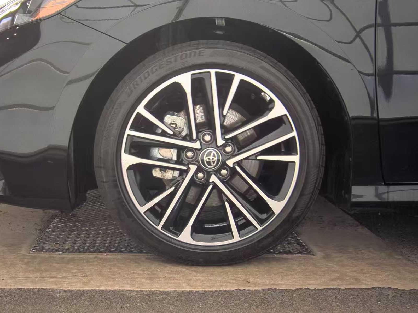 2025 Toyota Camry XLE AWD