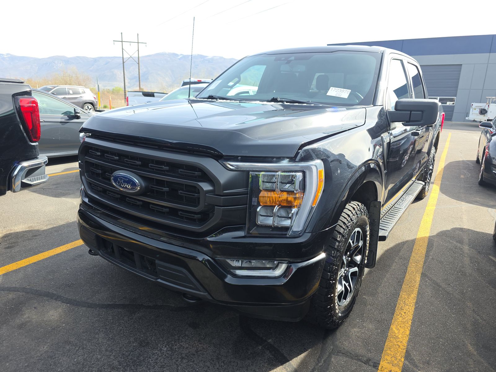 2023 Ford F-150 XLT AWD