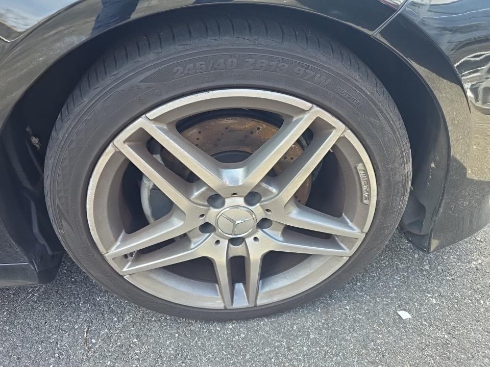 MERCEDES-BENZ E-CLASS - 10