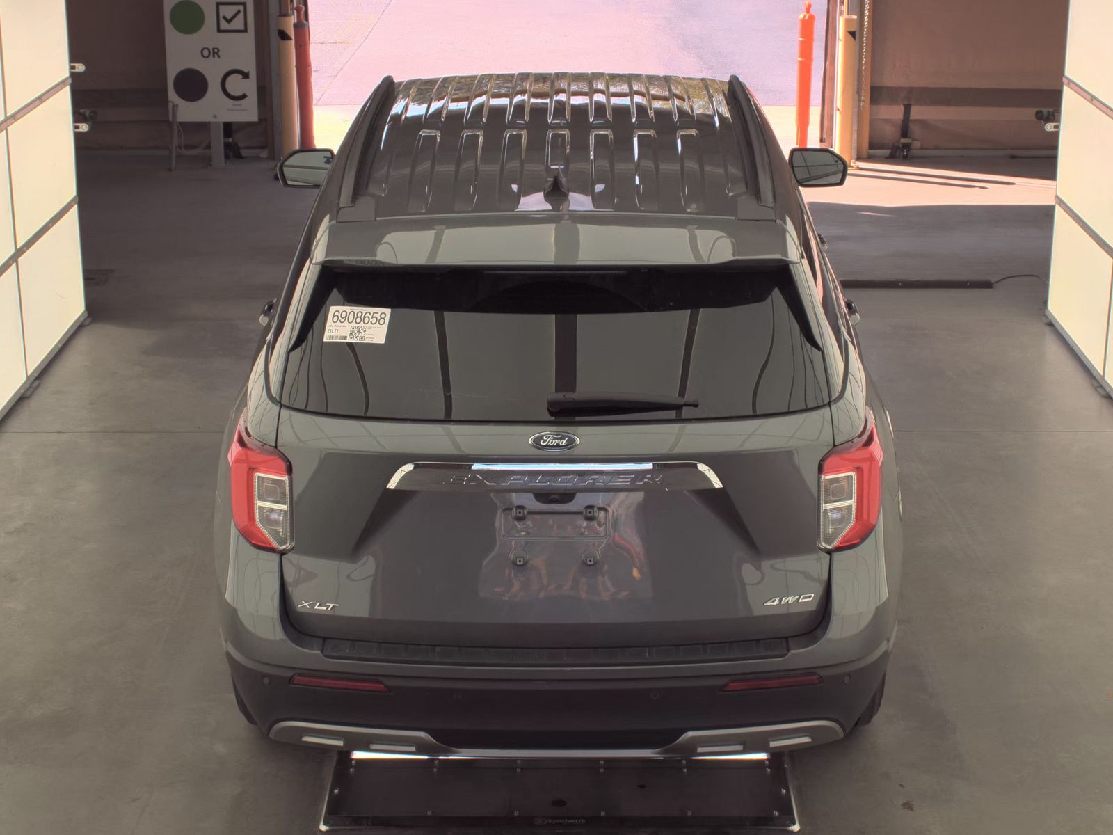 2024 Ford Explorer XLT AWD