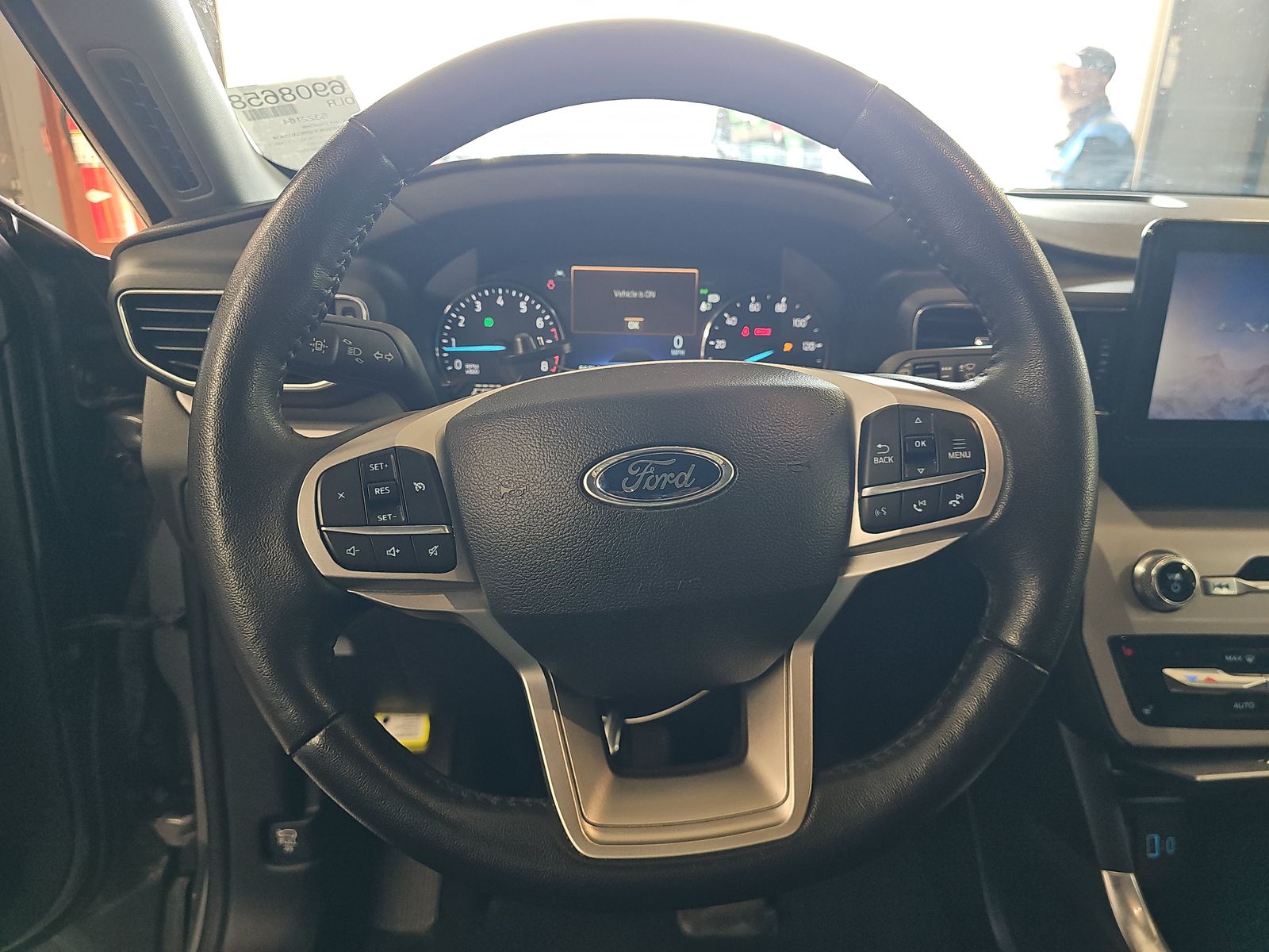 2024 Ford Explorer XLT AWD