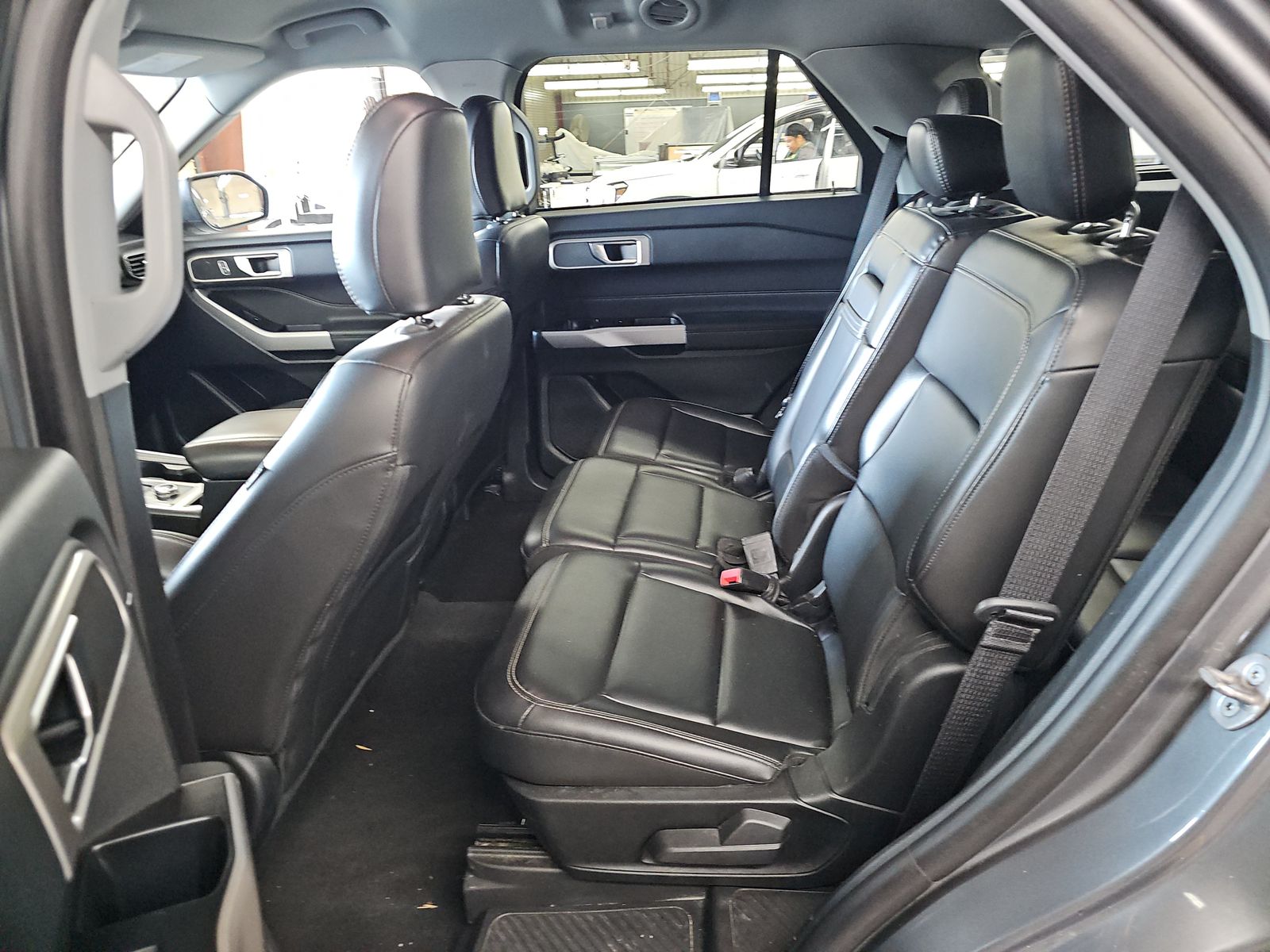 2024 Ford Explorer XLT AWD