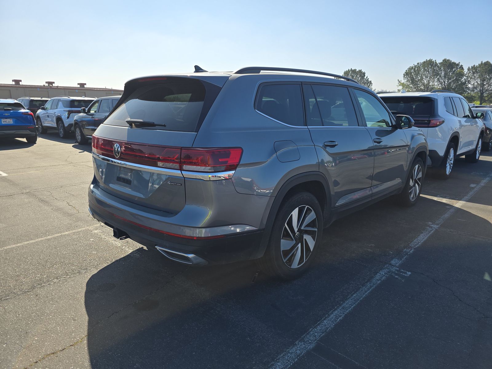 2024 Volkswagen Atlas 2.0T SE AWD