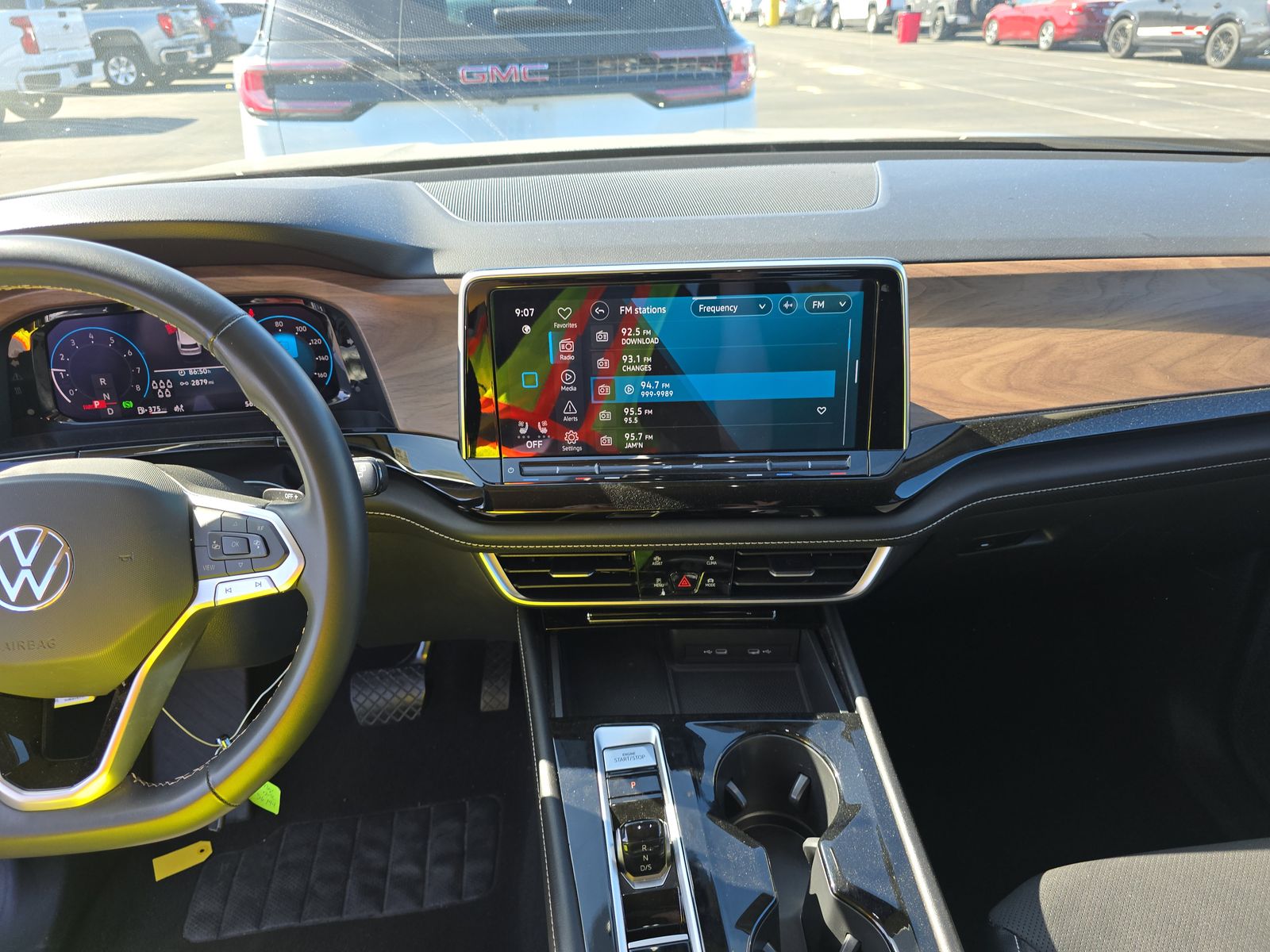 2024 Volkswagen Atlas 2.0T SE AWD