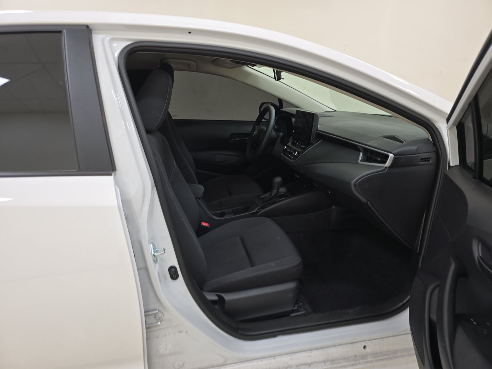 2026 Toyota Corolla LE FWD