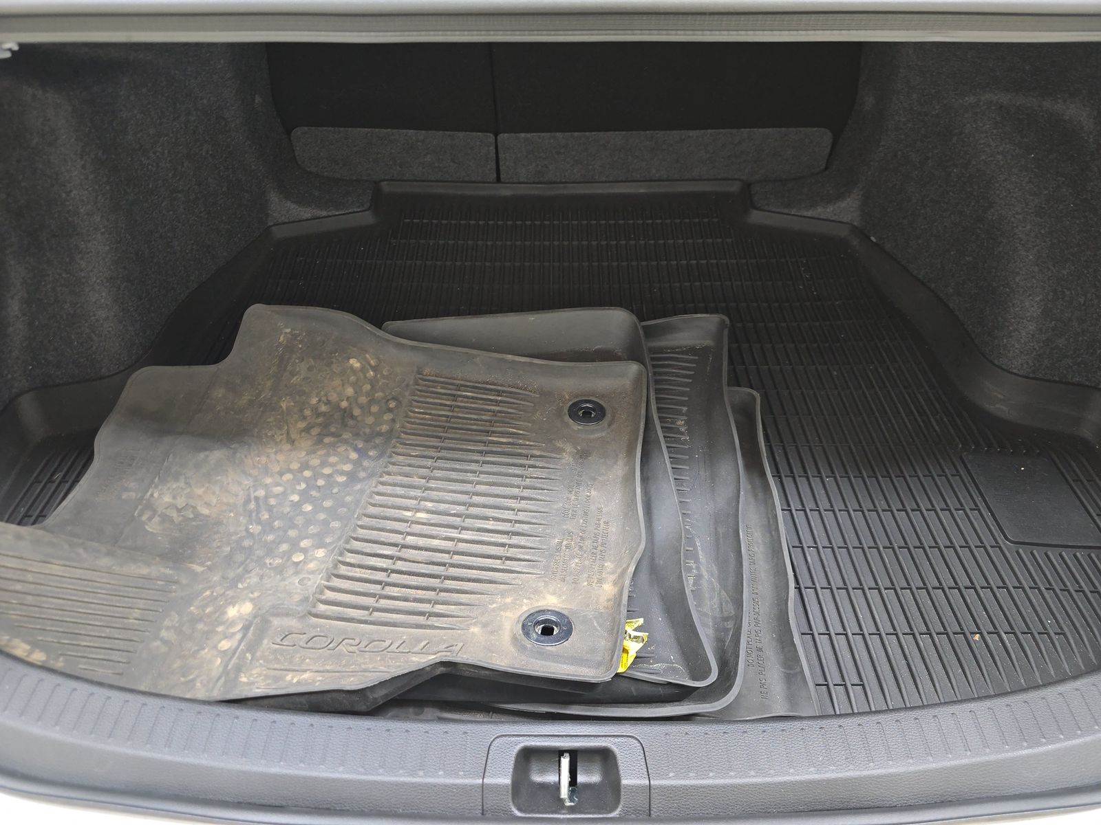 2026 Toyota Corolla LE FWD