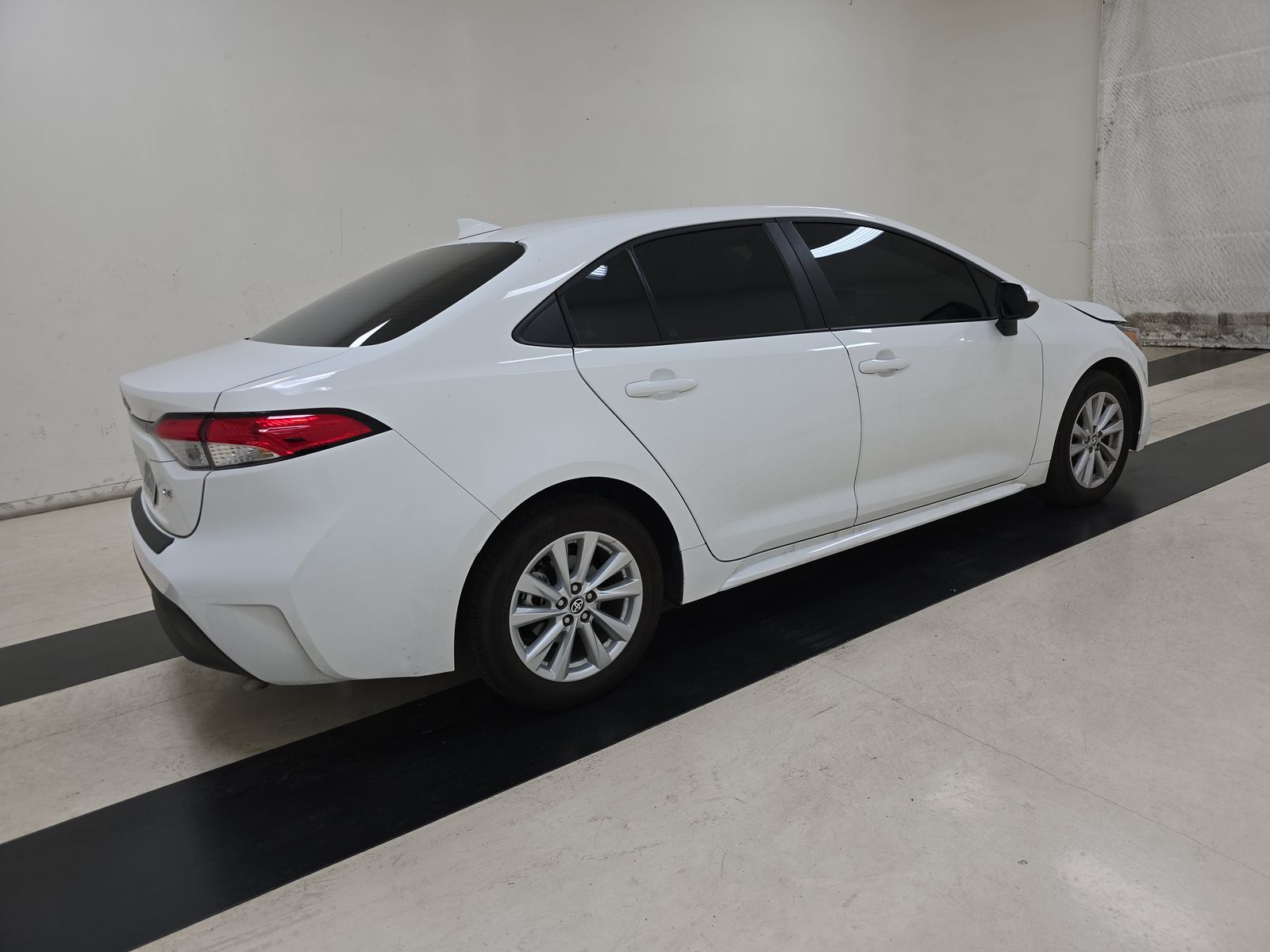 2026 Toyota Corolla LE FWD