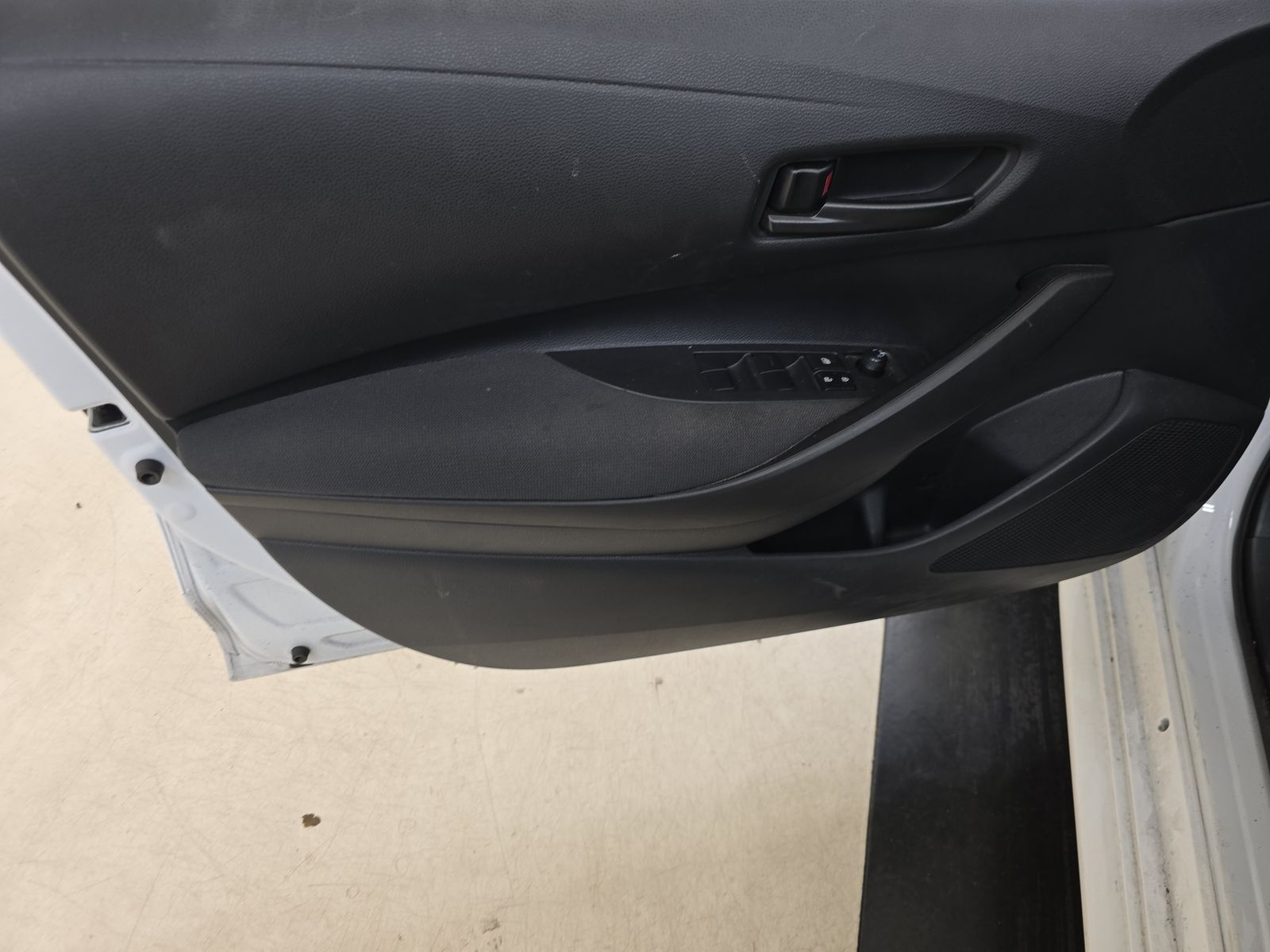 2026 Toyota Corolla LE FWD