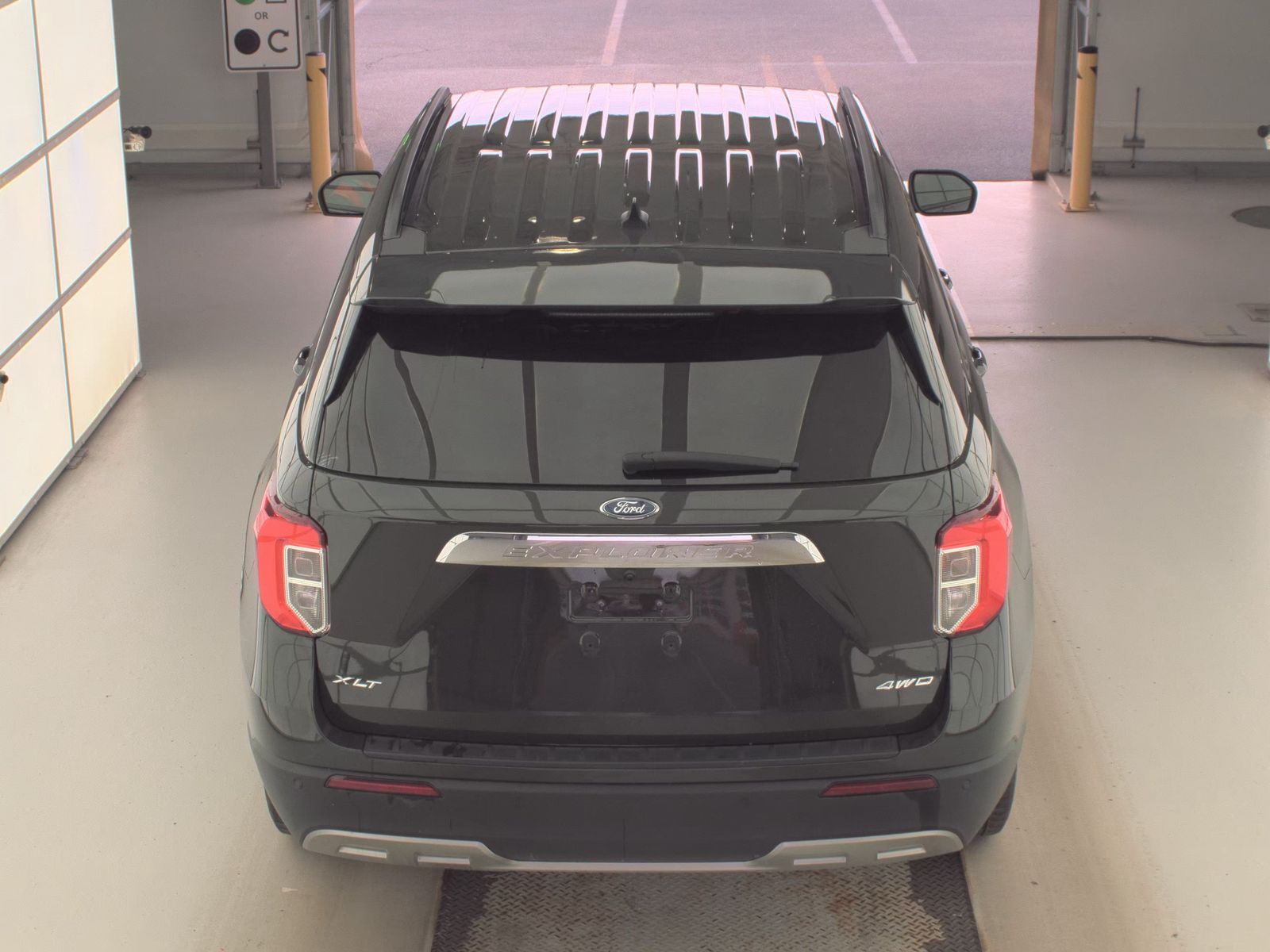 2022 Ford Explorer XLT AWD