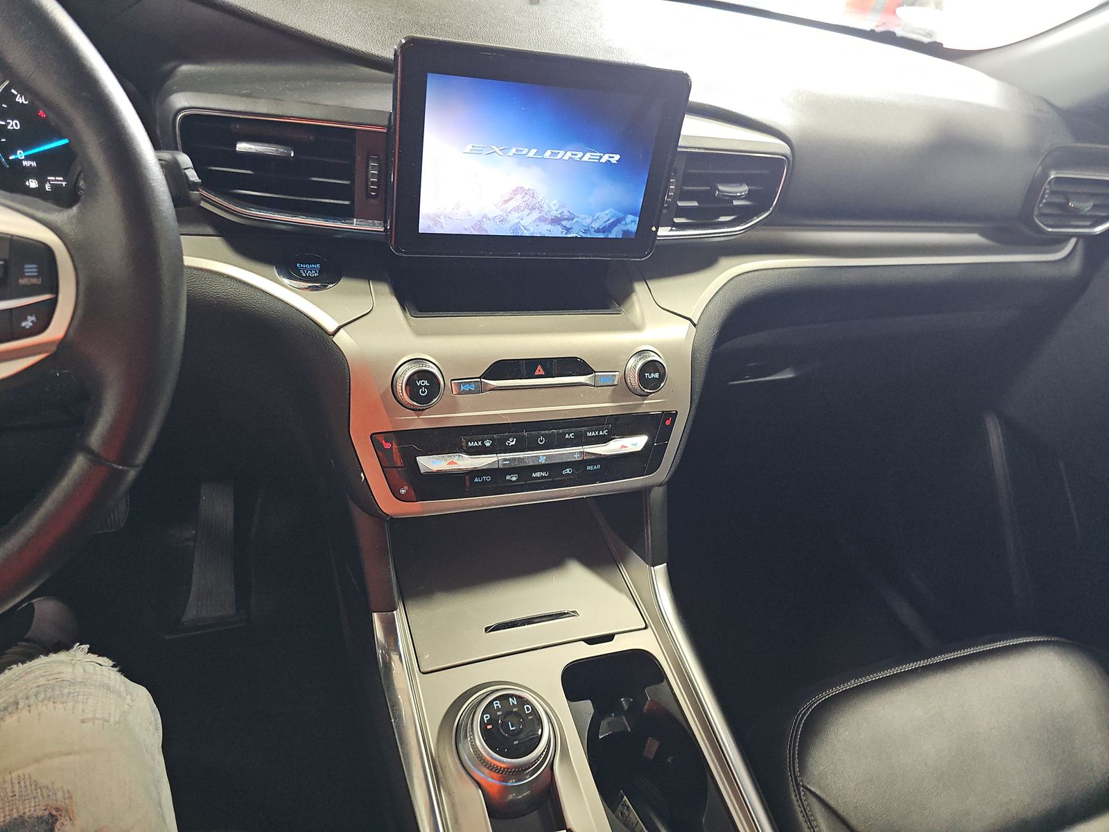 2022 Ford Explorer XLT AWD