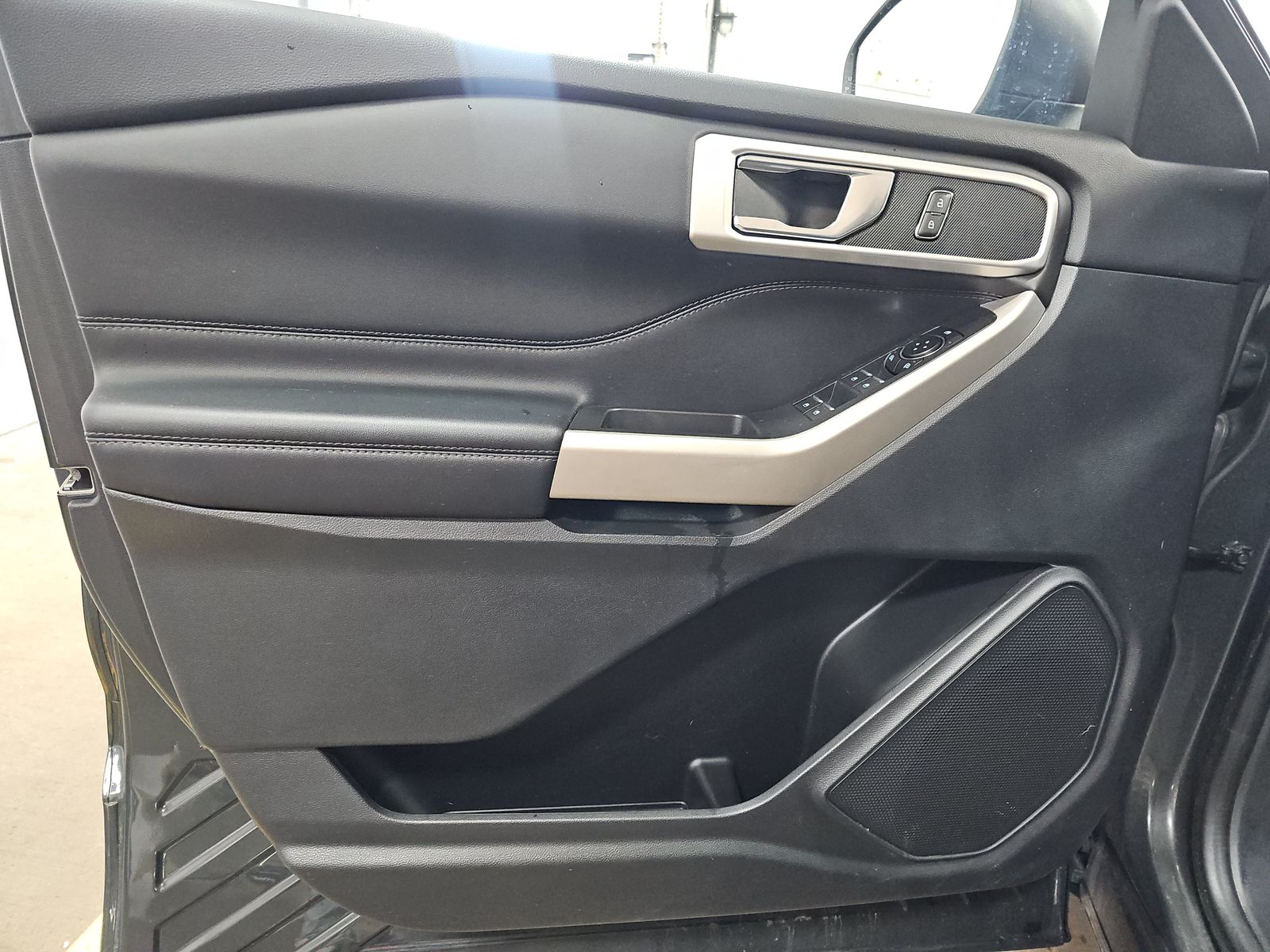 2022 Ford Explorer XLT AWD