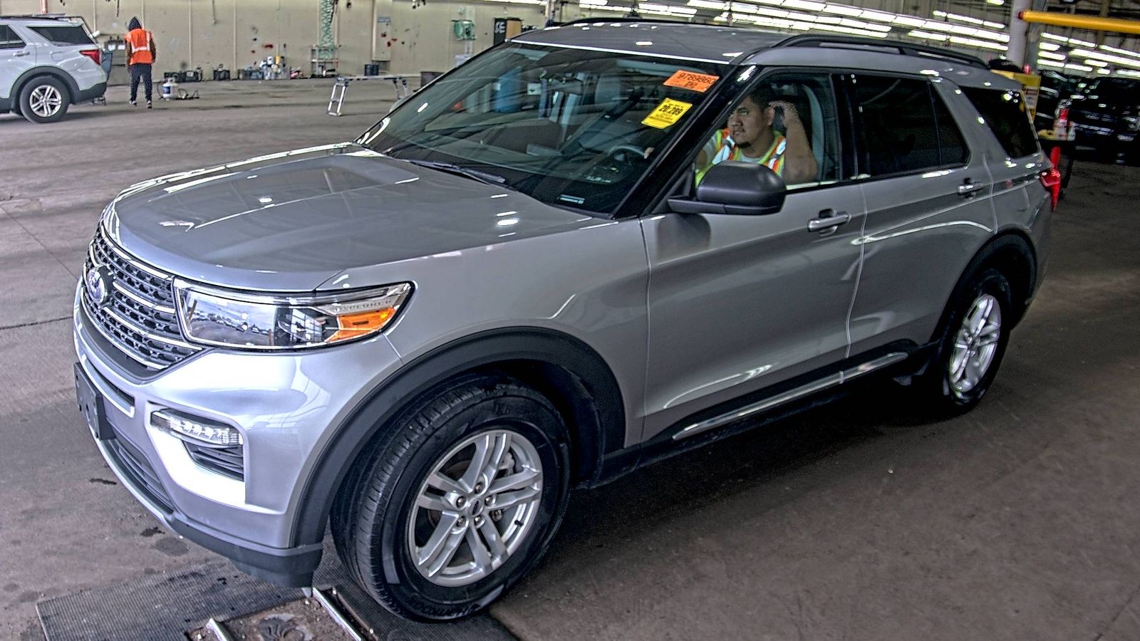 2023 Ford Explorer XLT AWD