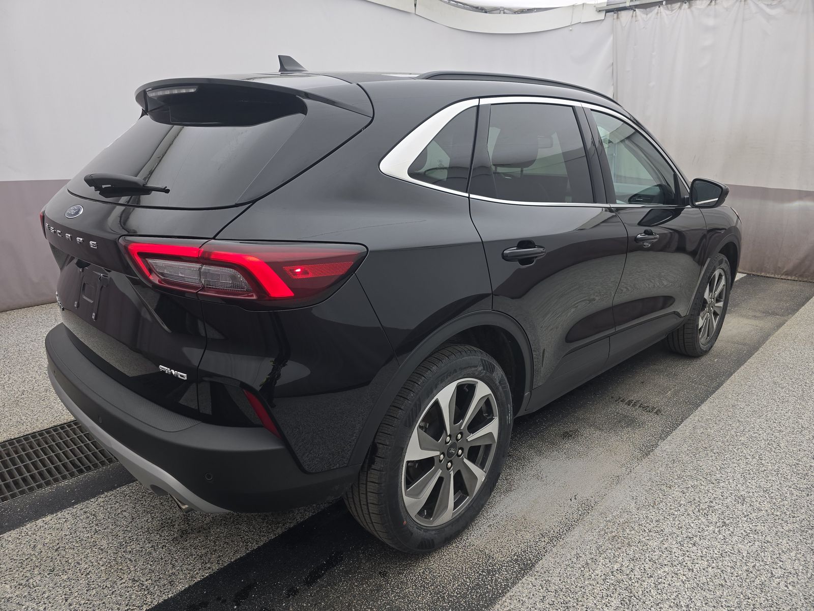 2025 Ford Escape Platinum AWD