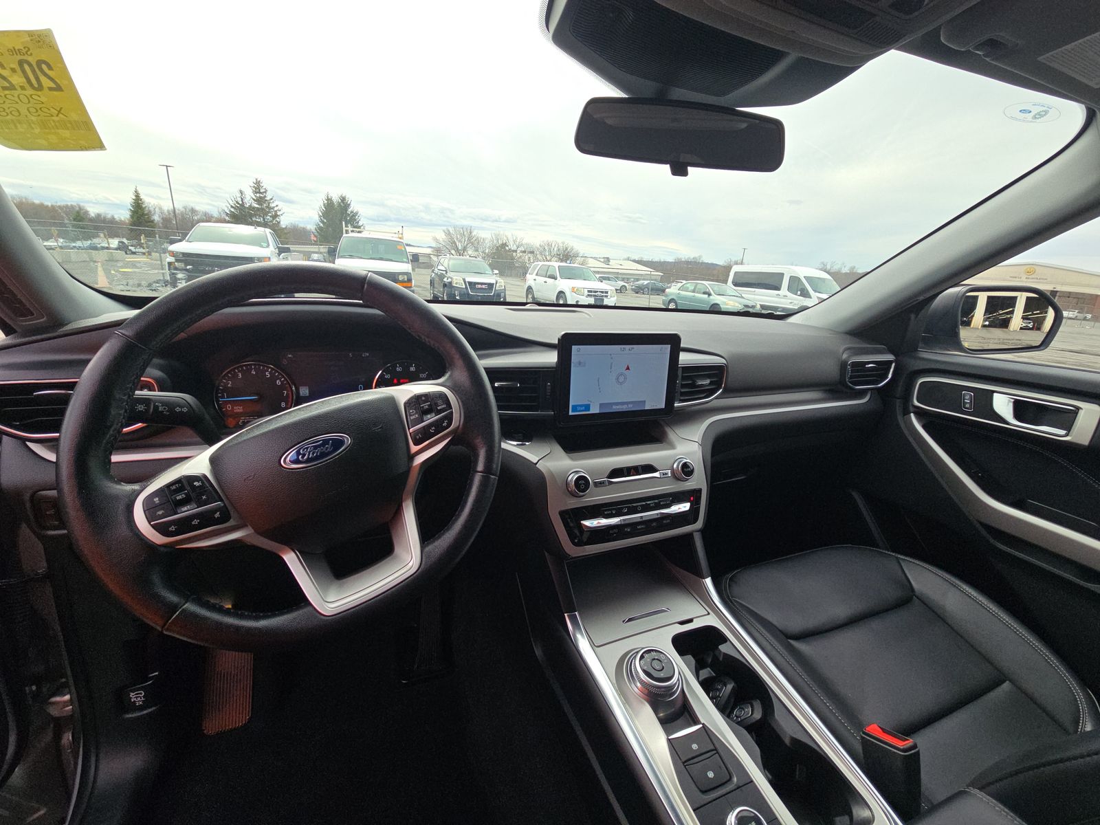 2023 Ford Explorer XLT AWD