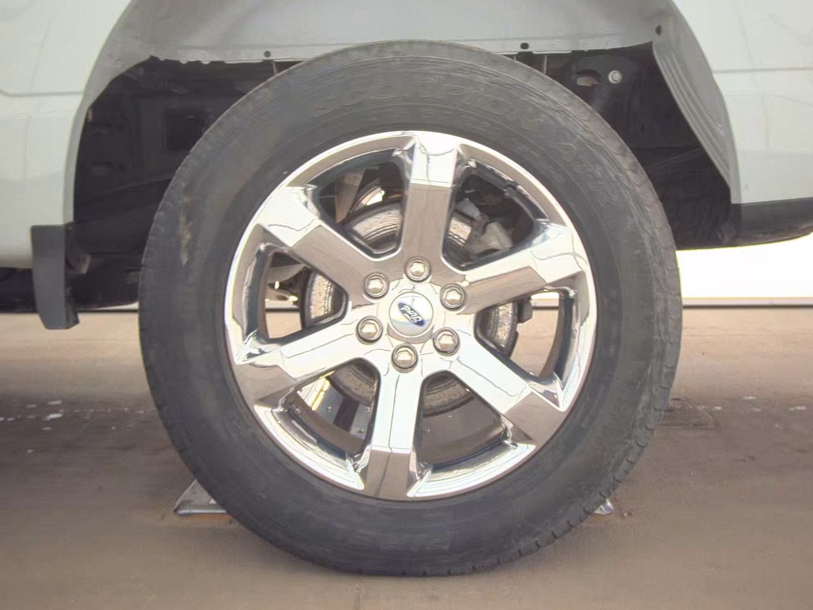 2023 Ford F-150 Lariat AWD