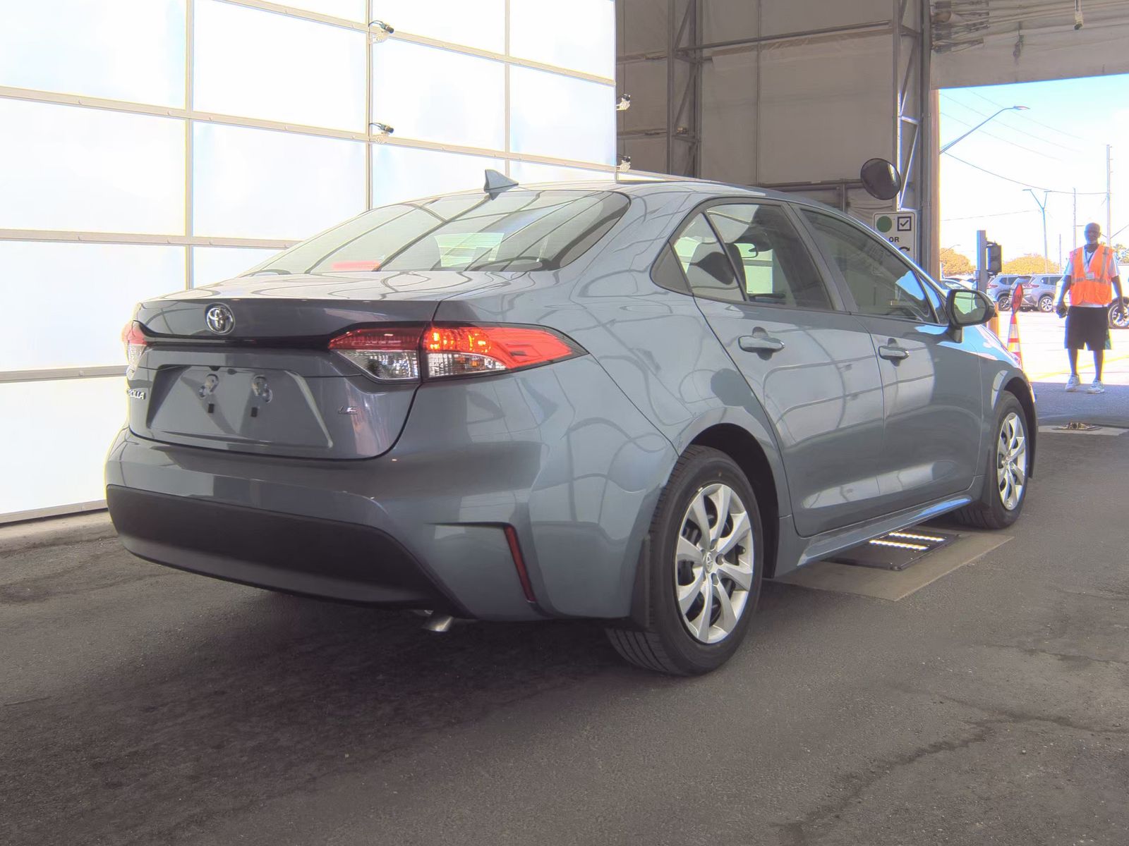 2026 Toyota Corolla LE FWD