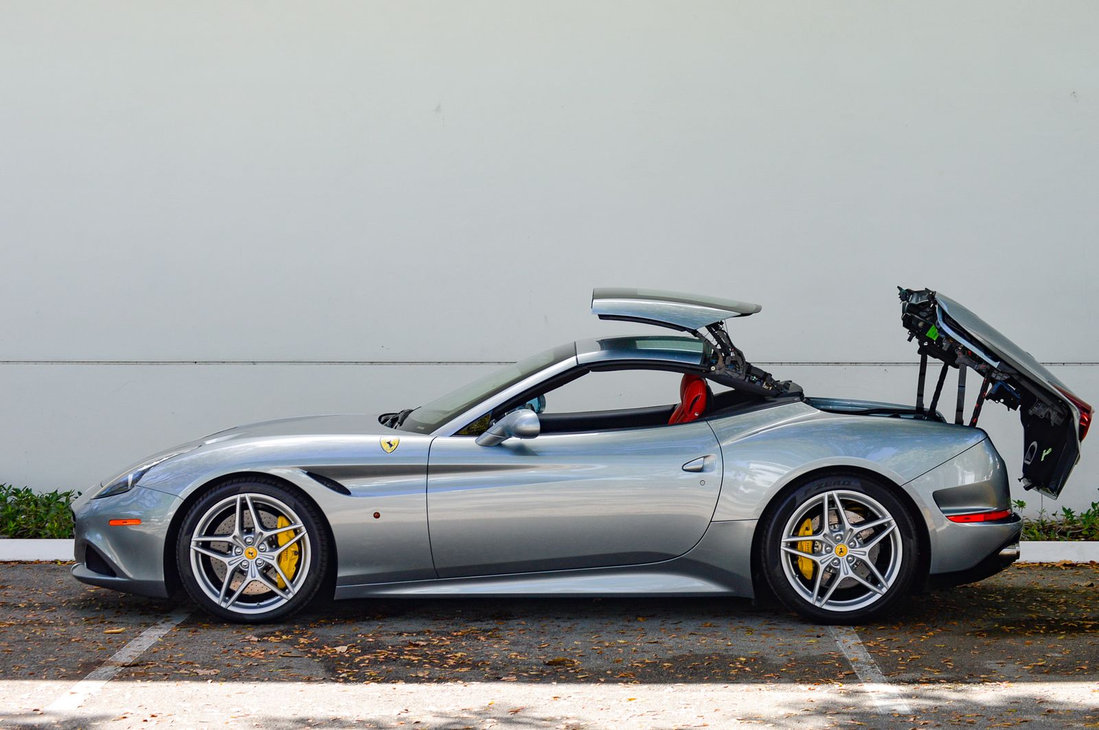 2015 Ferrari California T RWD