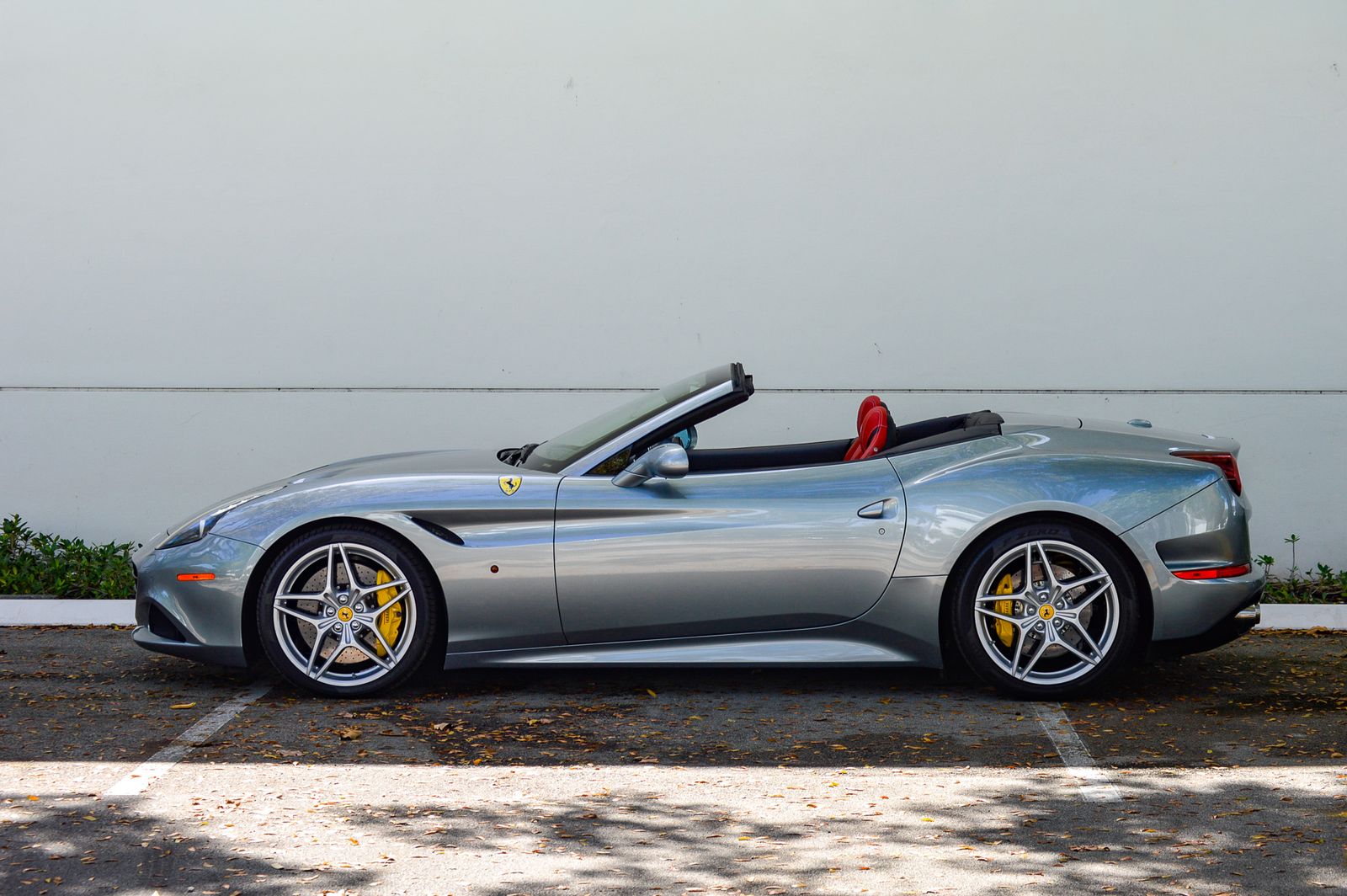 2015 Ferrari California T RWD