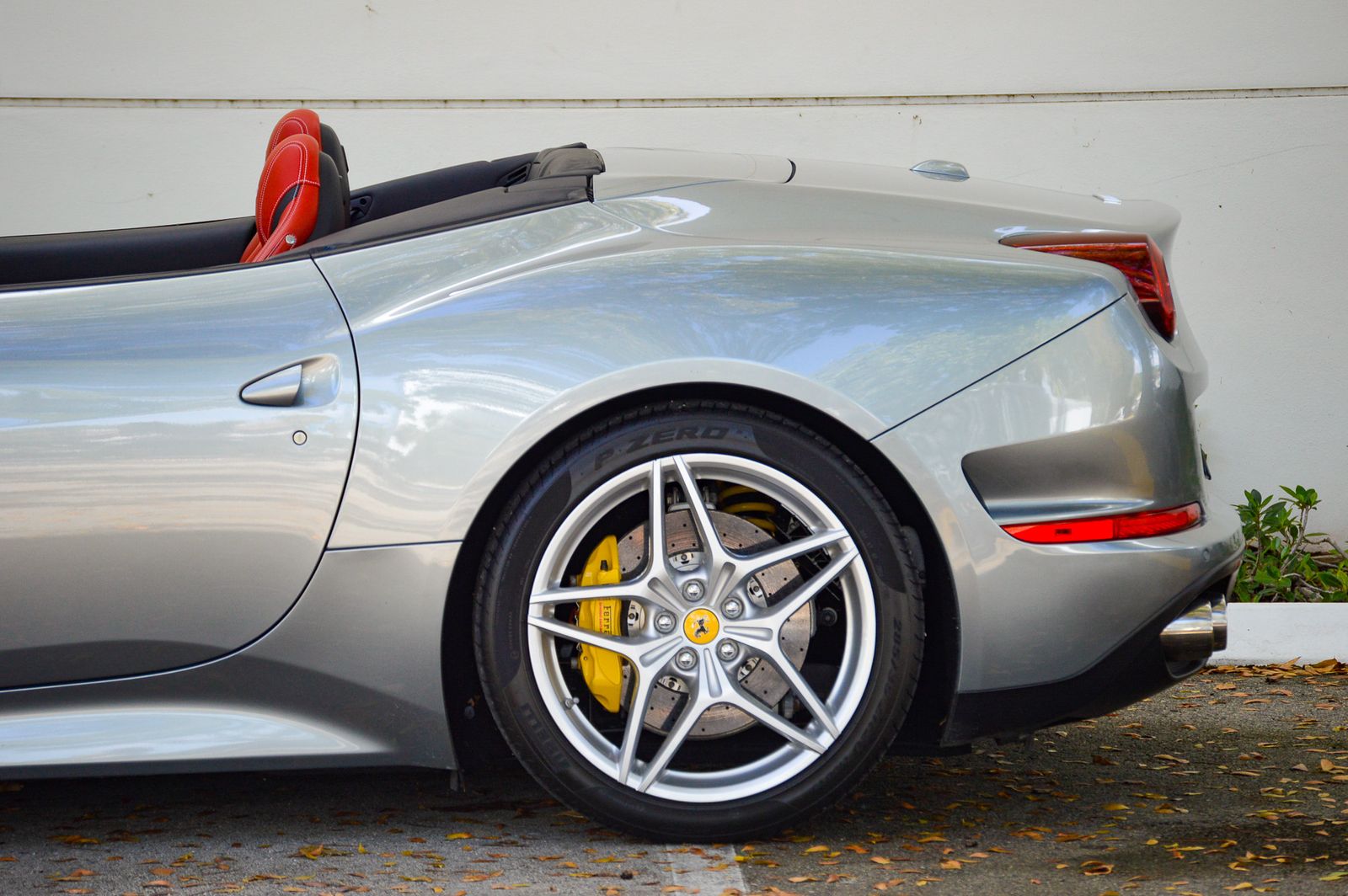 2015 Ferrari California T RWD