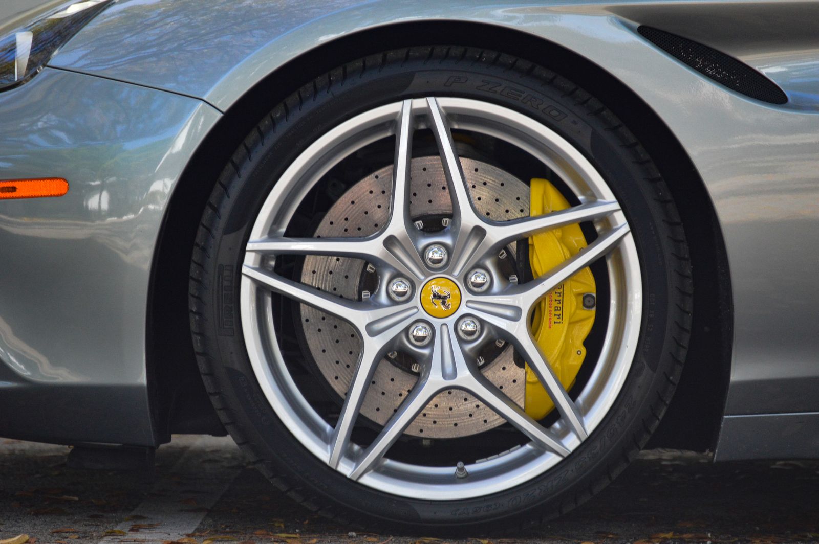 2015 Ferrari California T RWD