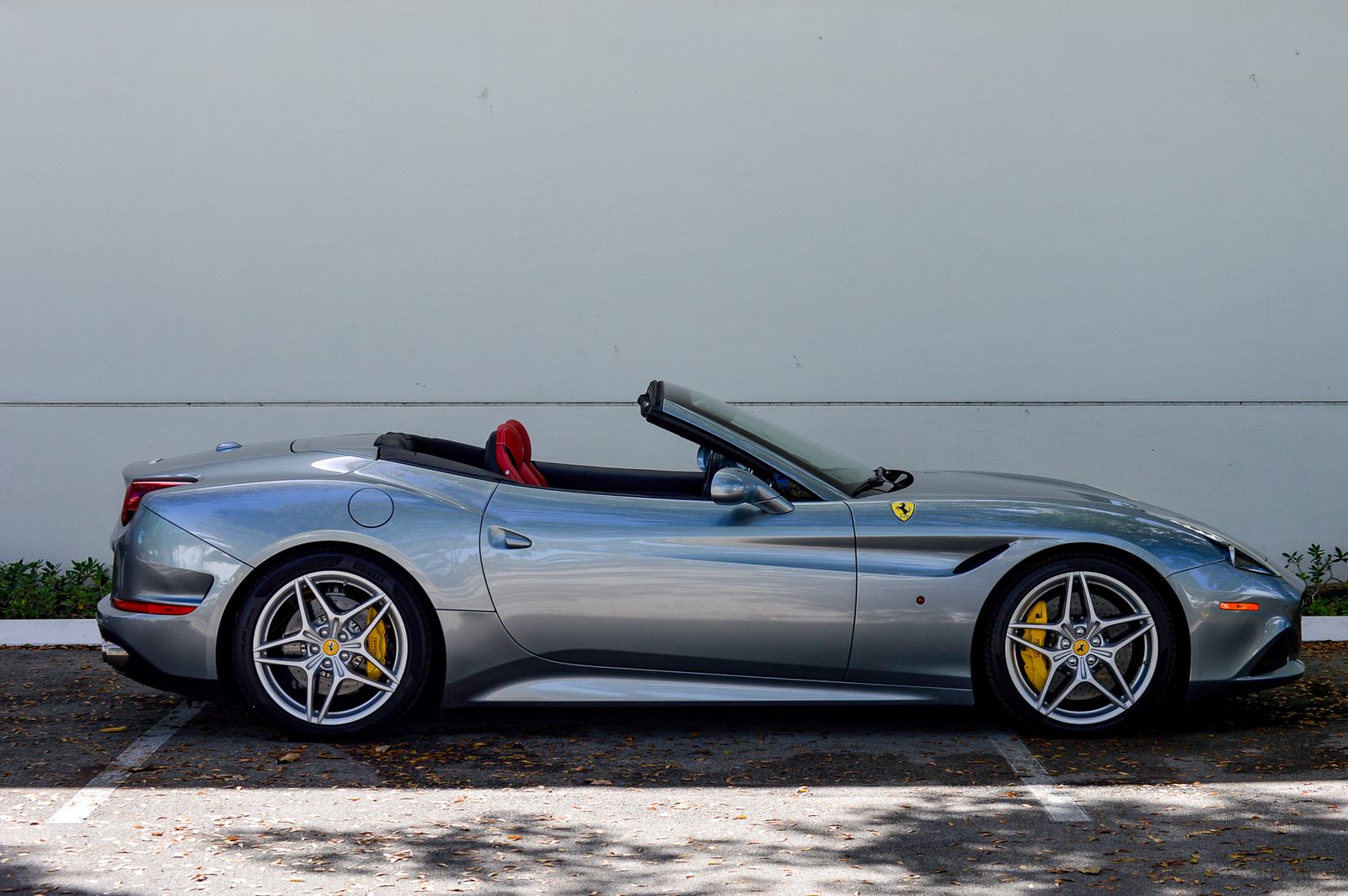 2015 Ferrari California T RWD
