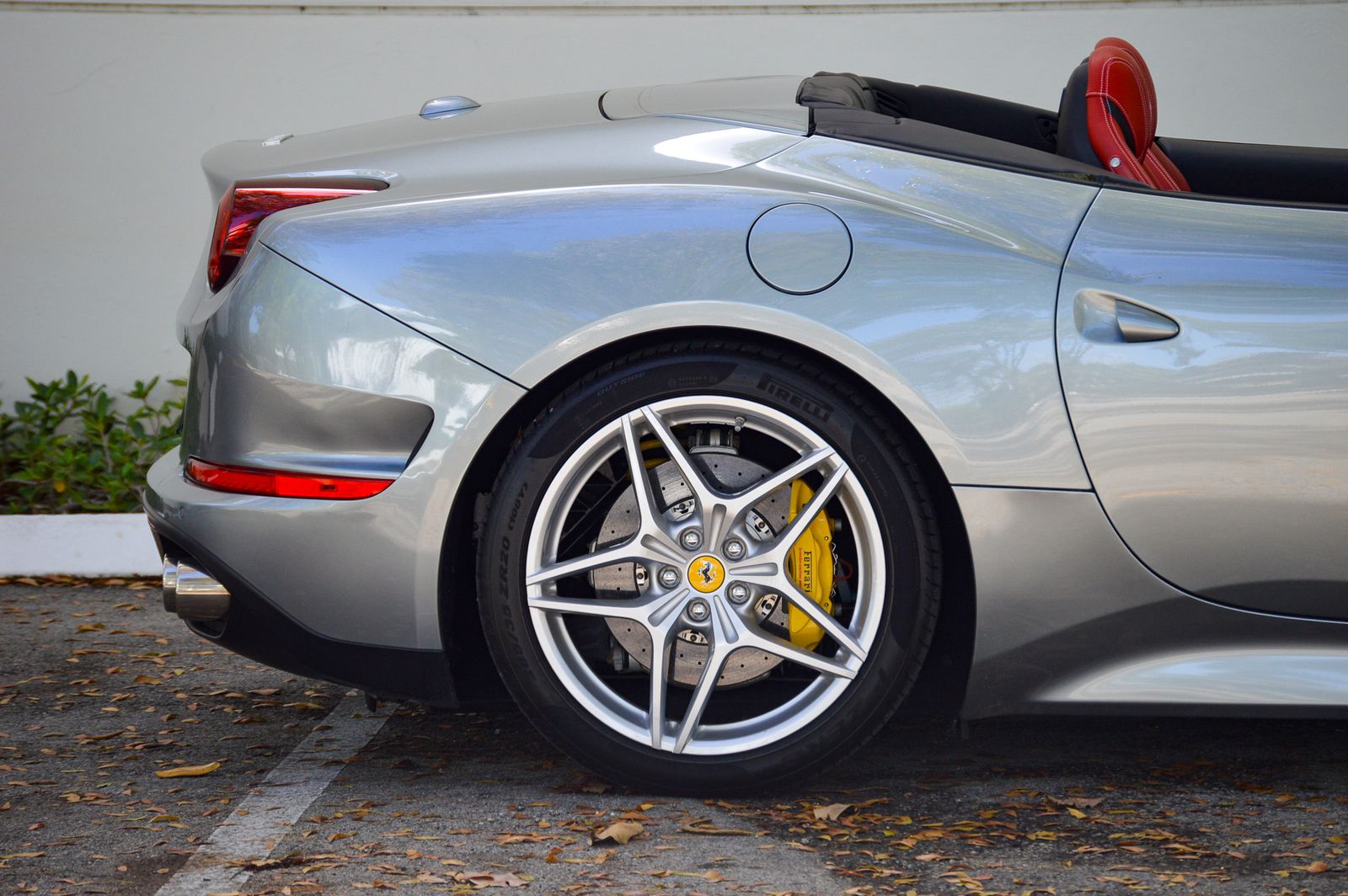 2015 Ferrari California T RWD
