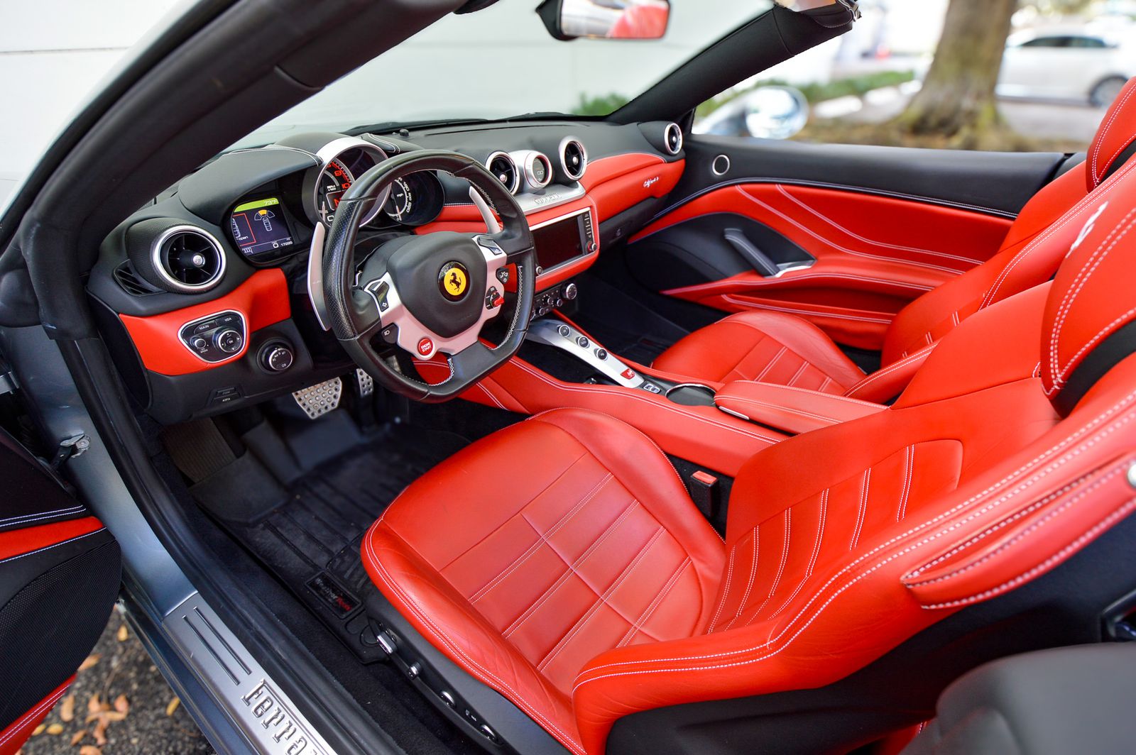 2015 Ferrari California T RWD