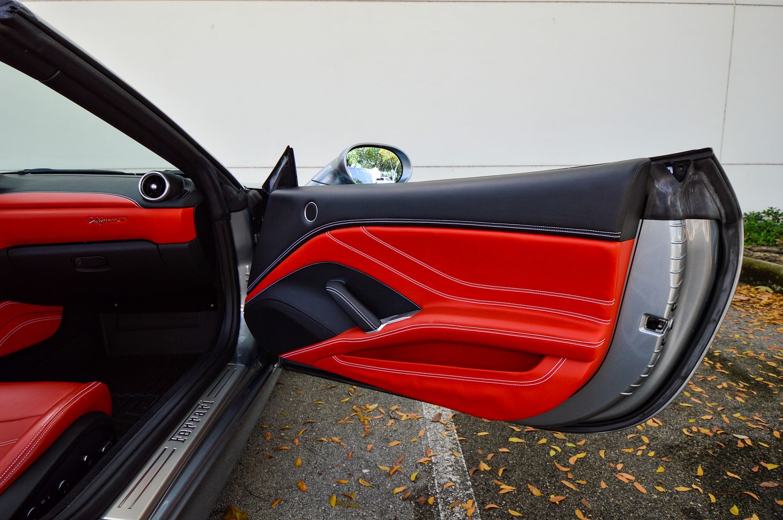 2015 Ferrari California T RWD